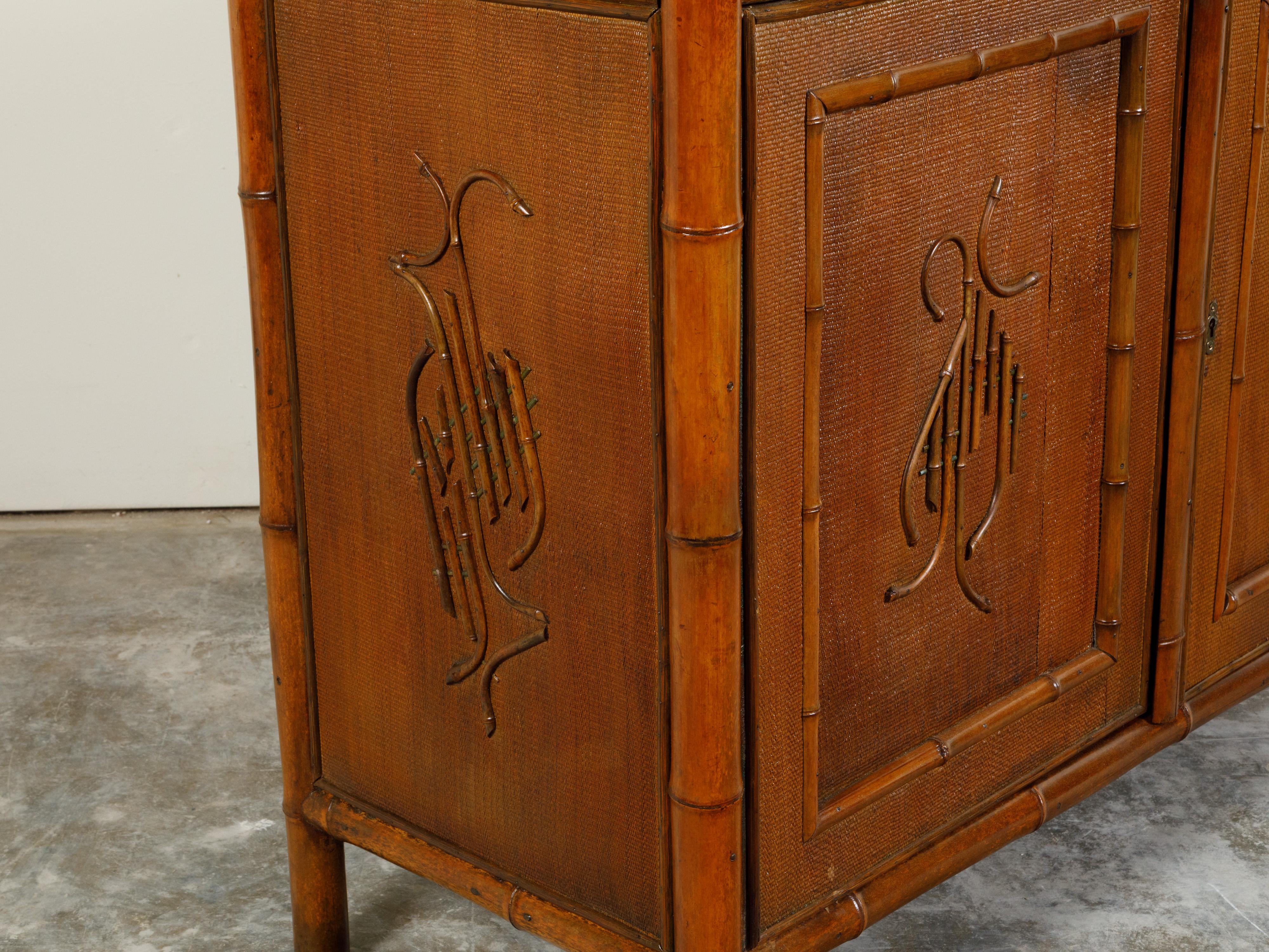 English 1900s Bamboo Chinoiserie Cabinet with Open Shelves, Drawers and Doors For Sale 1