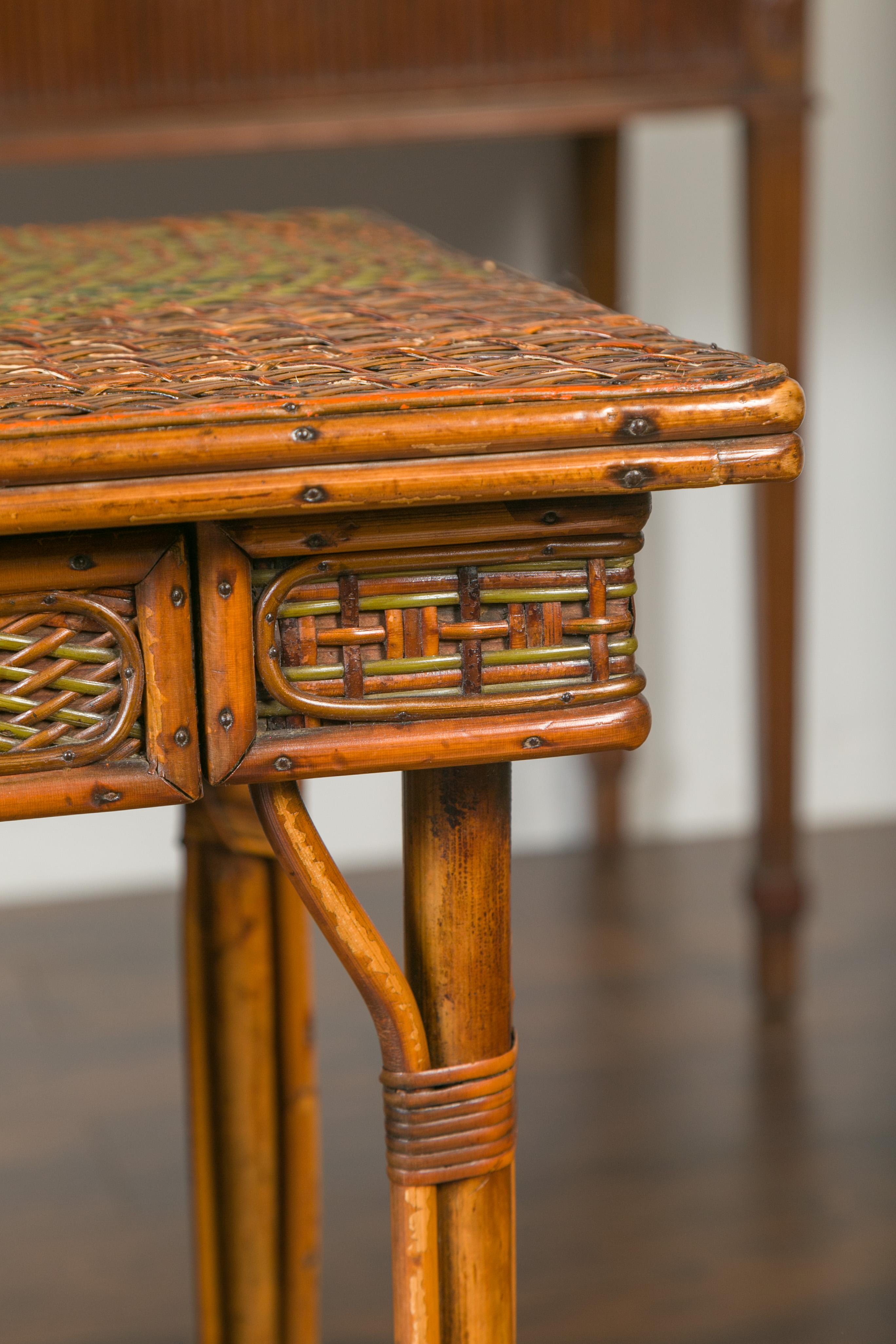 English 1900s Bamboo Side Table with Two-Toned Rattan Top and Ornate Hardware 5