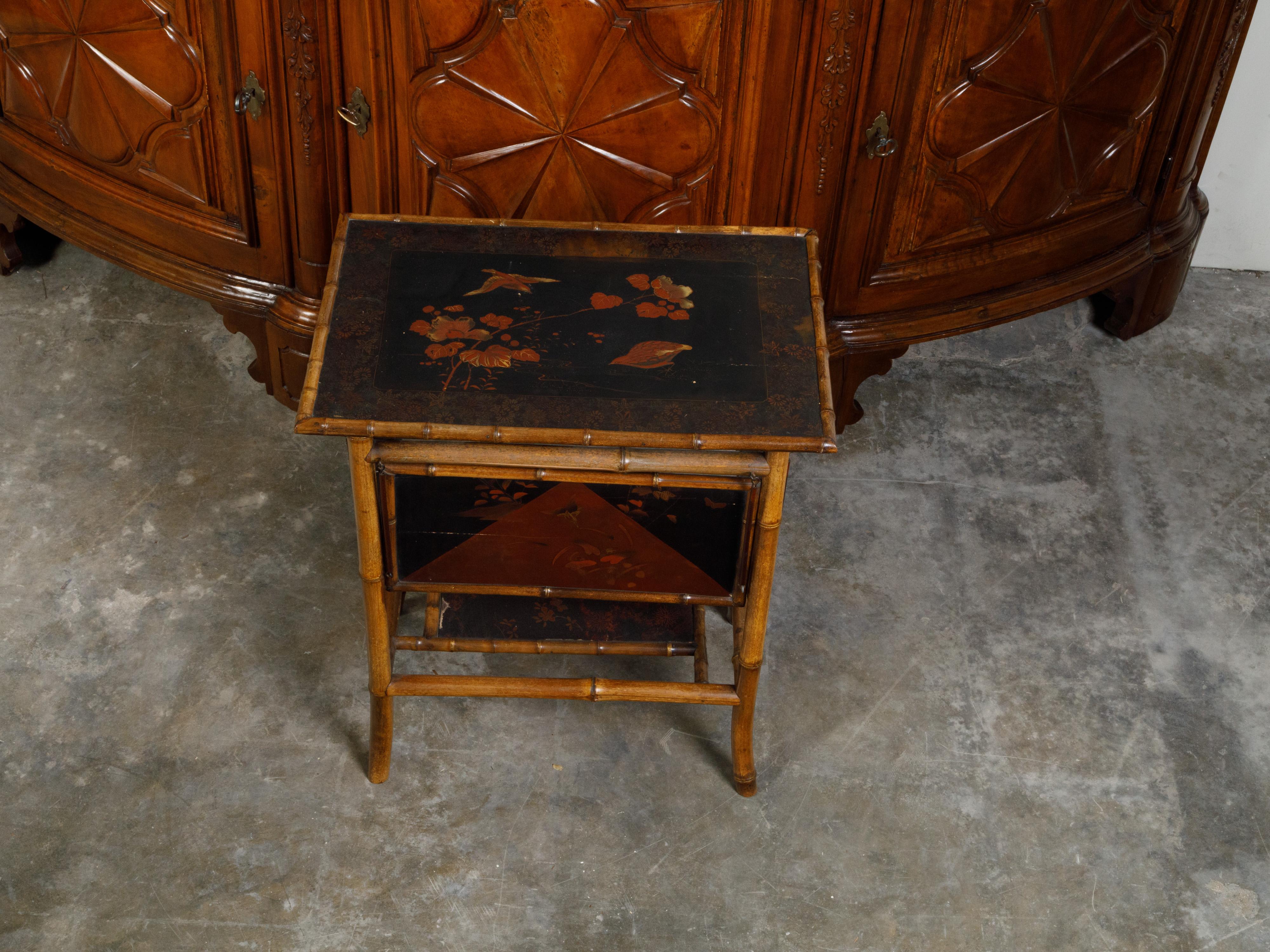 English 1900s Japonisme Side Table with Drop Leaves and Bamboo Structure In Good Condition In Atlanta, GA