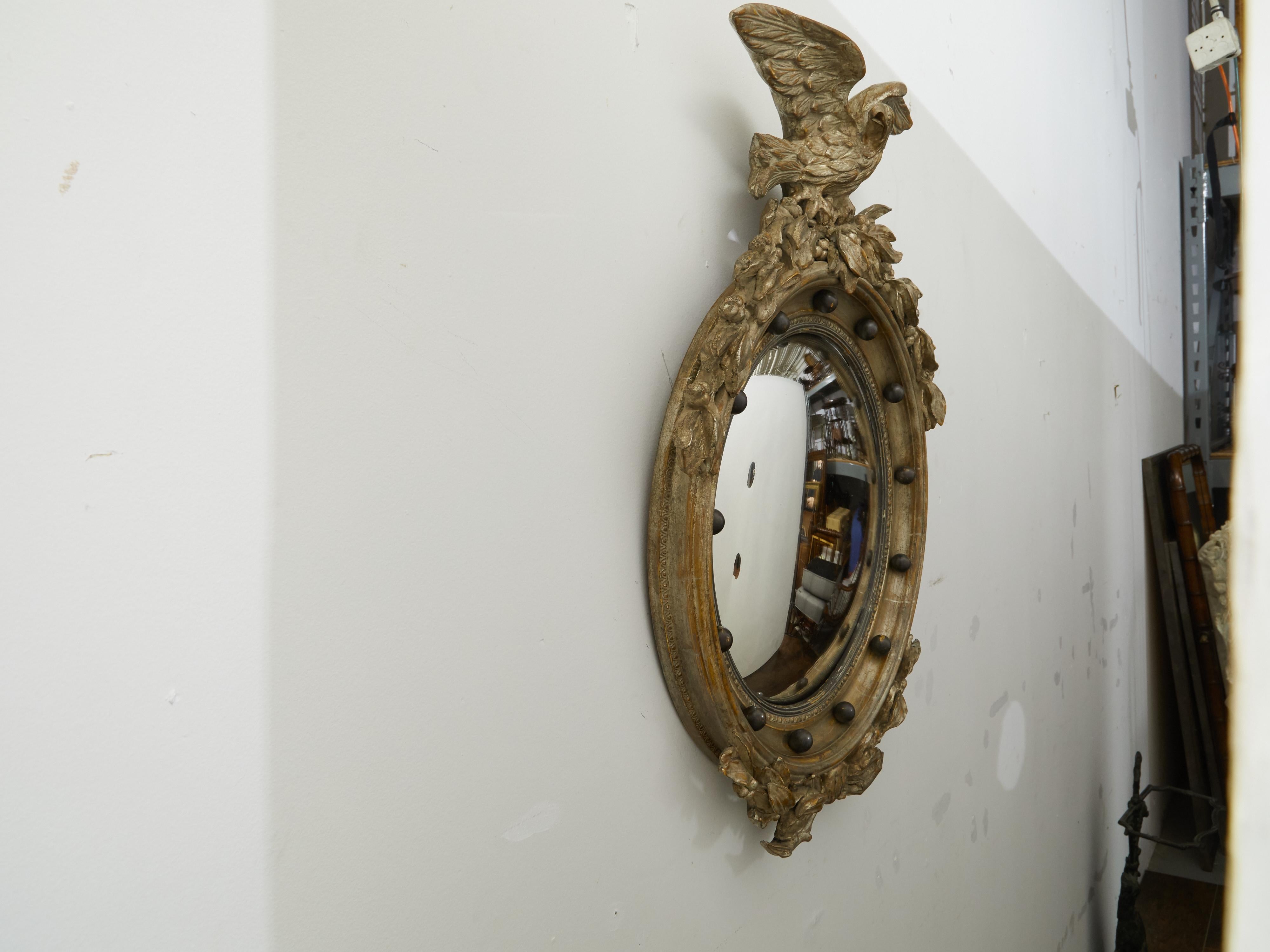 English 1900s Silver Gilt Convex Girandole Bullseye Mirror with Eagle Motif For Sale 2