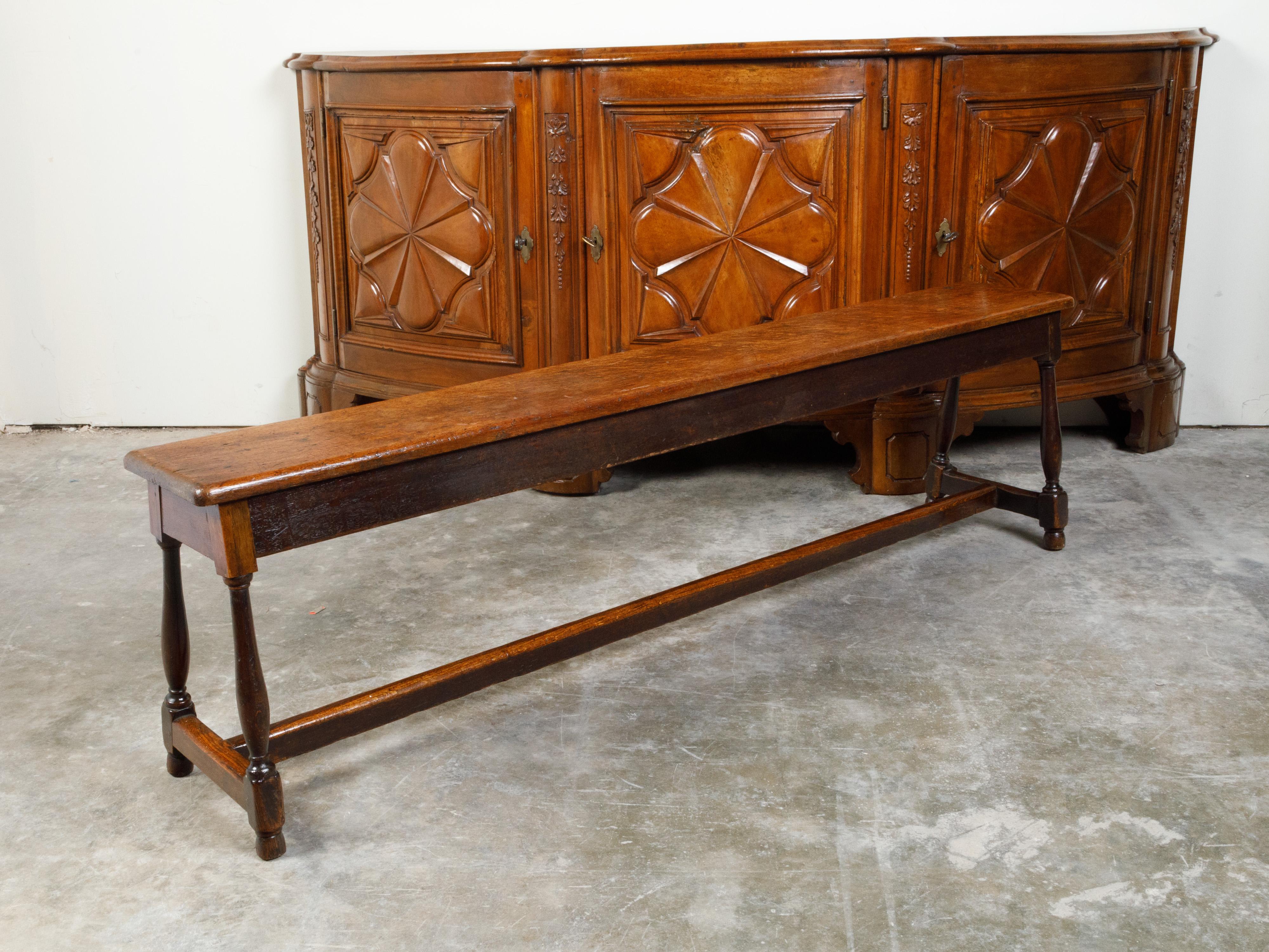 English 1900s Turn of the Century Oak Bench with Splaying Column-Shaped Legs 2