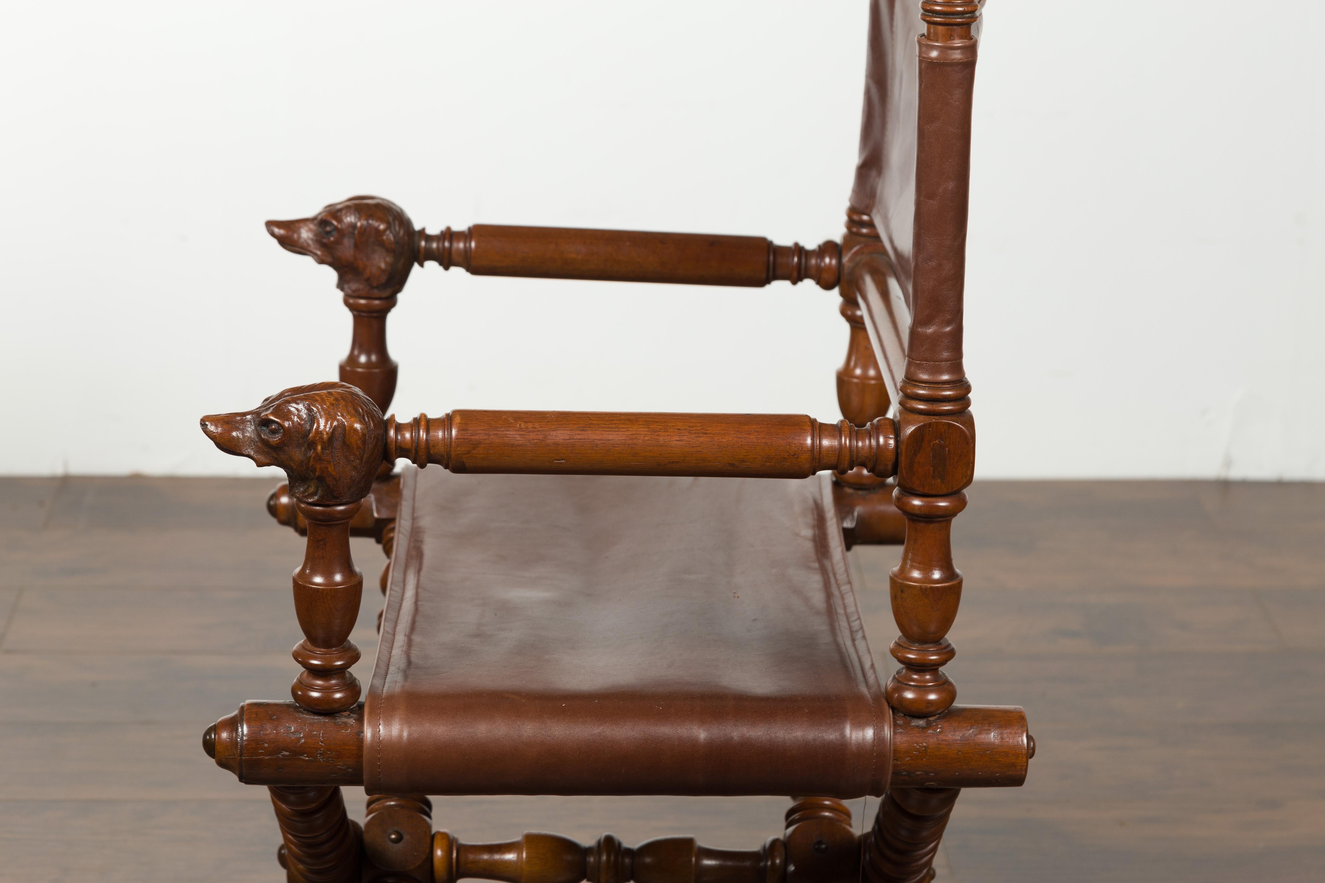 English 1900s Walnut Chair with Carved Dog Heads, Leather Seat and Turned Base For Sale 9