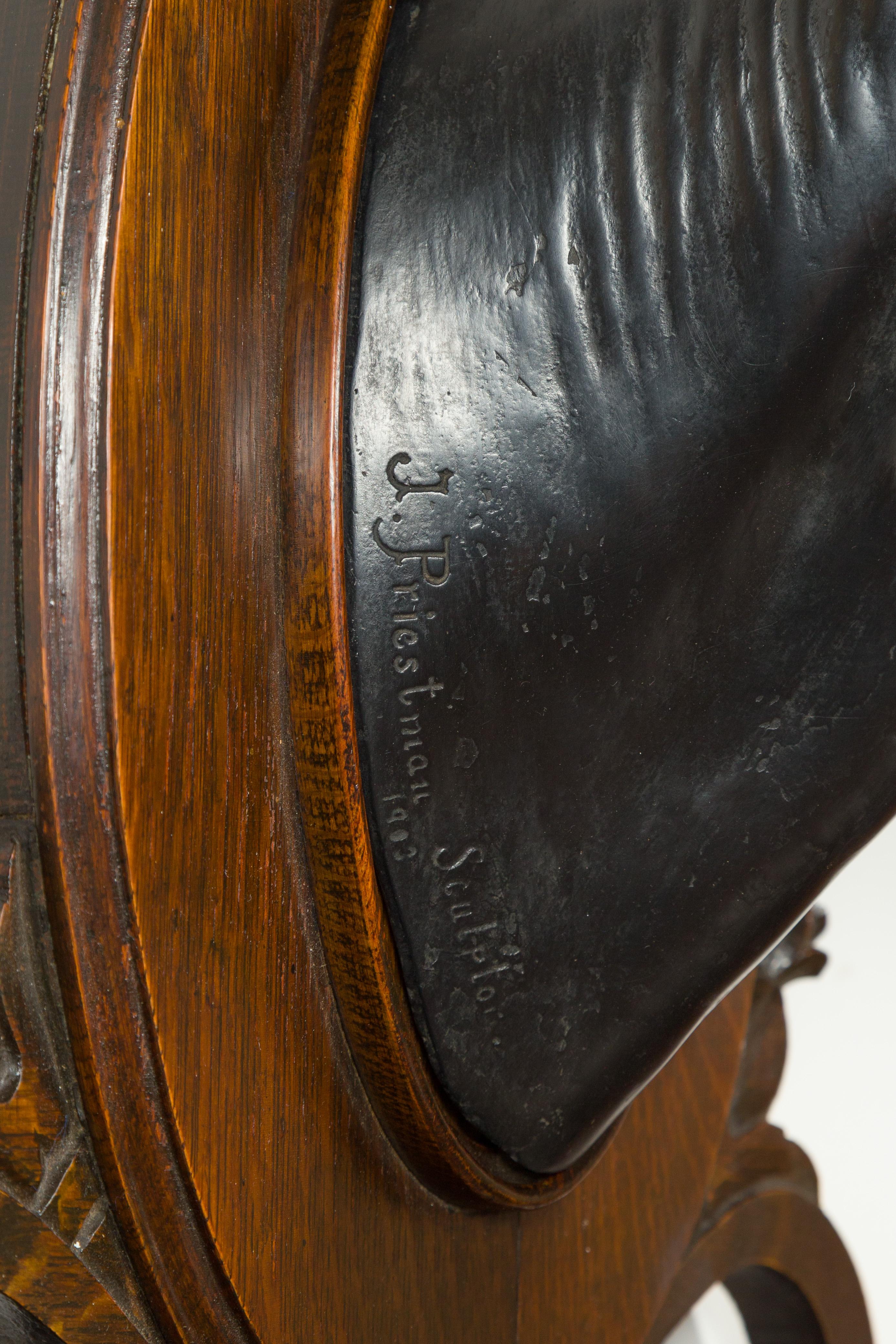 Cavallo da parete in terracotta, Oak e bronzo del 1903 firmato J. Priestman in vendita 4