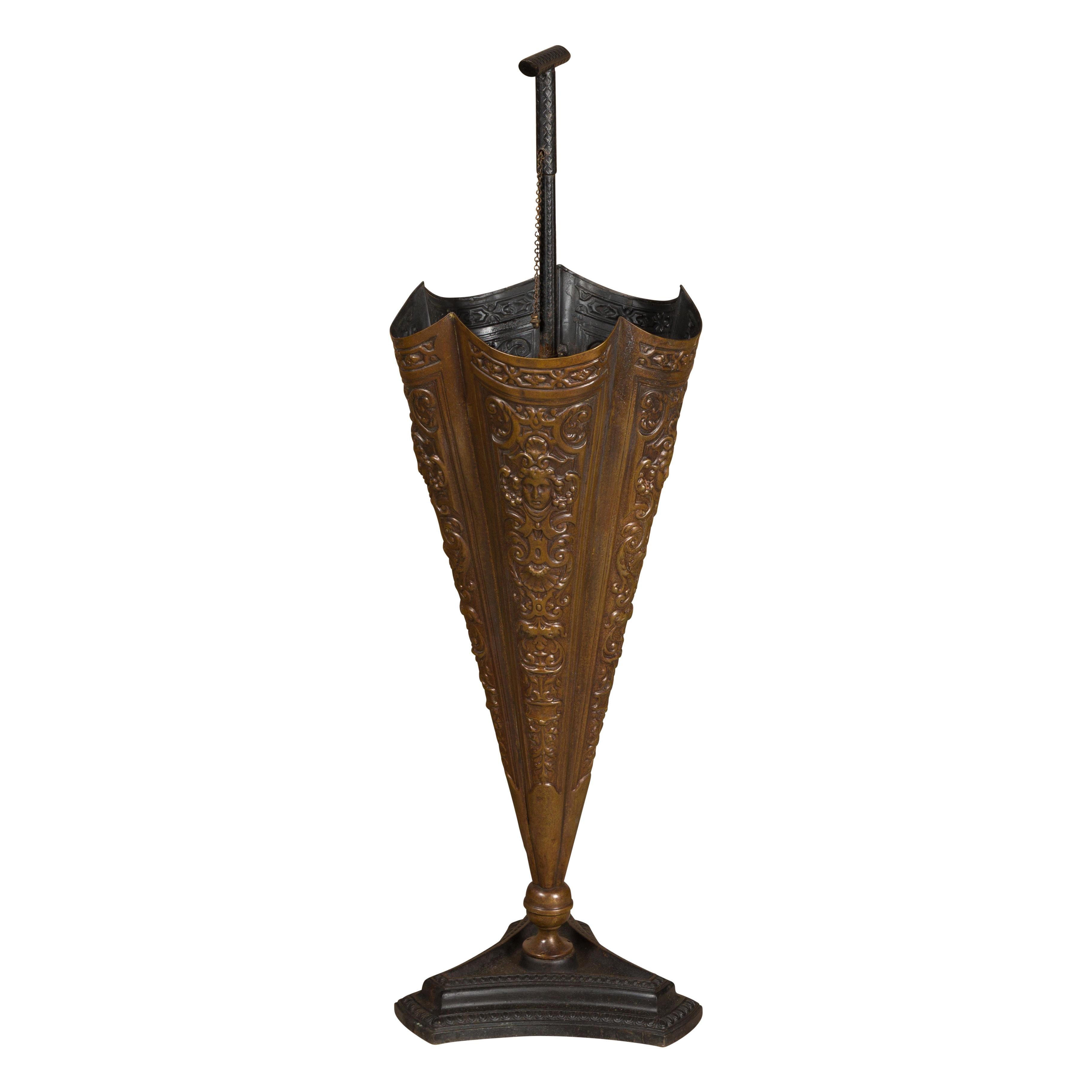 English 1920-1930 Brass Umbrella Stand with Raised Motifs and Tripartite Base For Sale 10