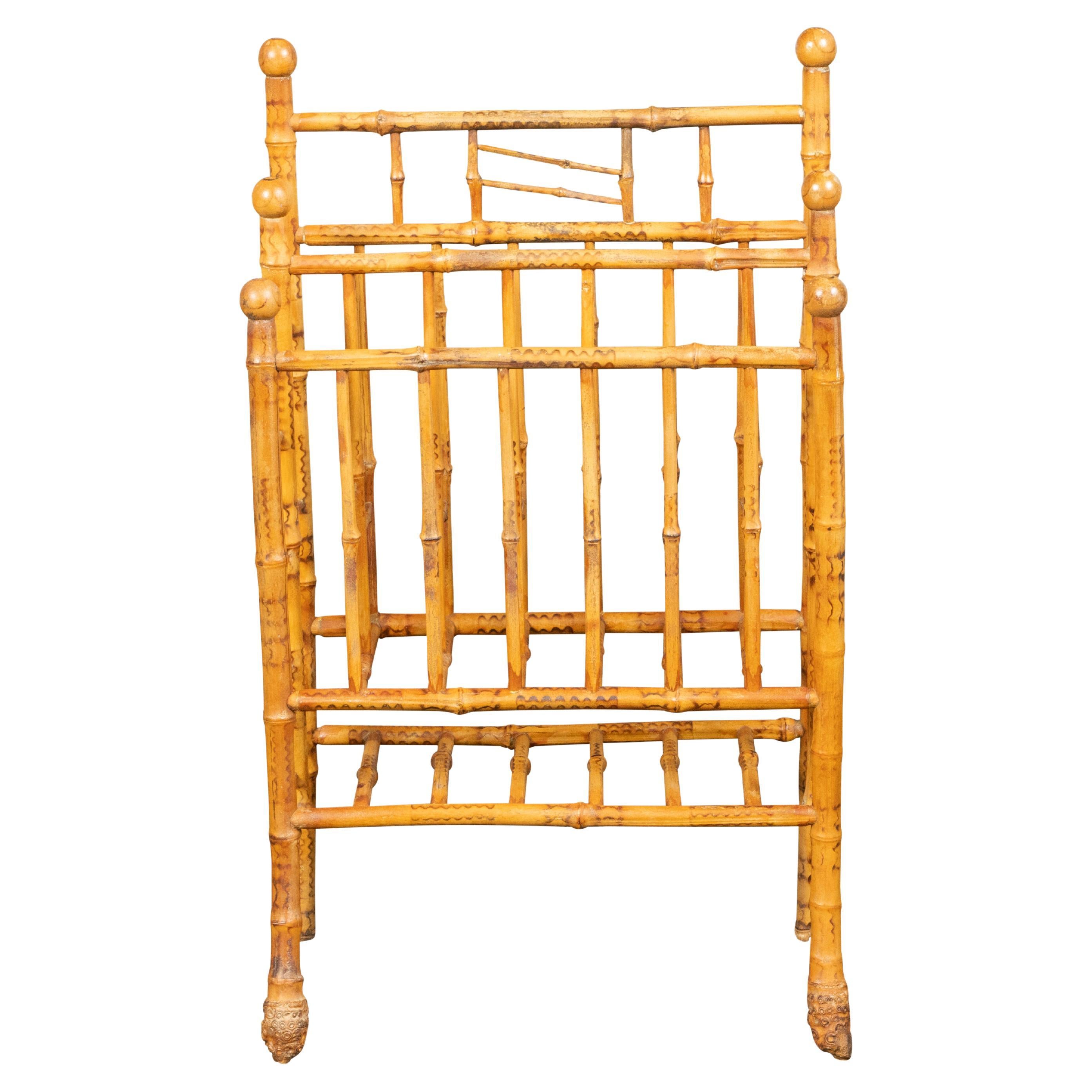 English 1920s Bamboo Magazine Rack with Petite Finials and Root Extremities For Sale