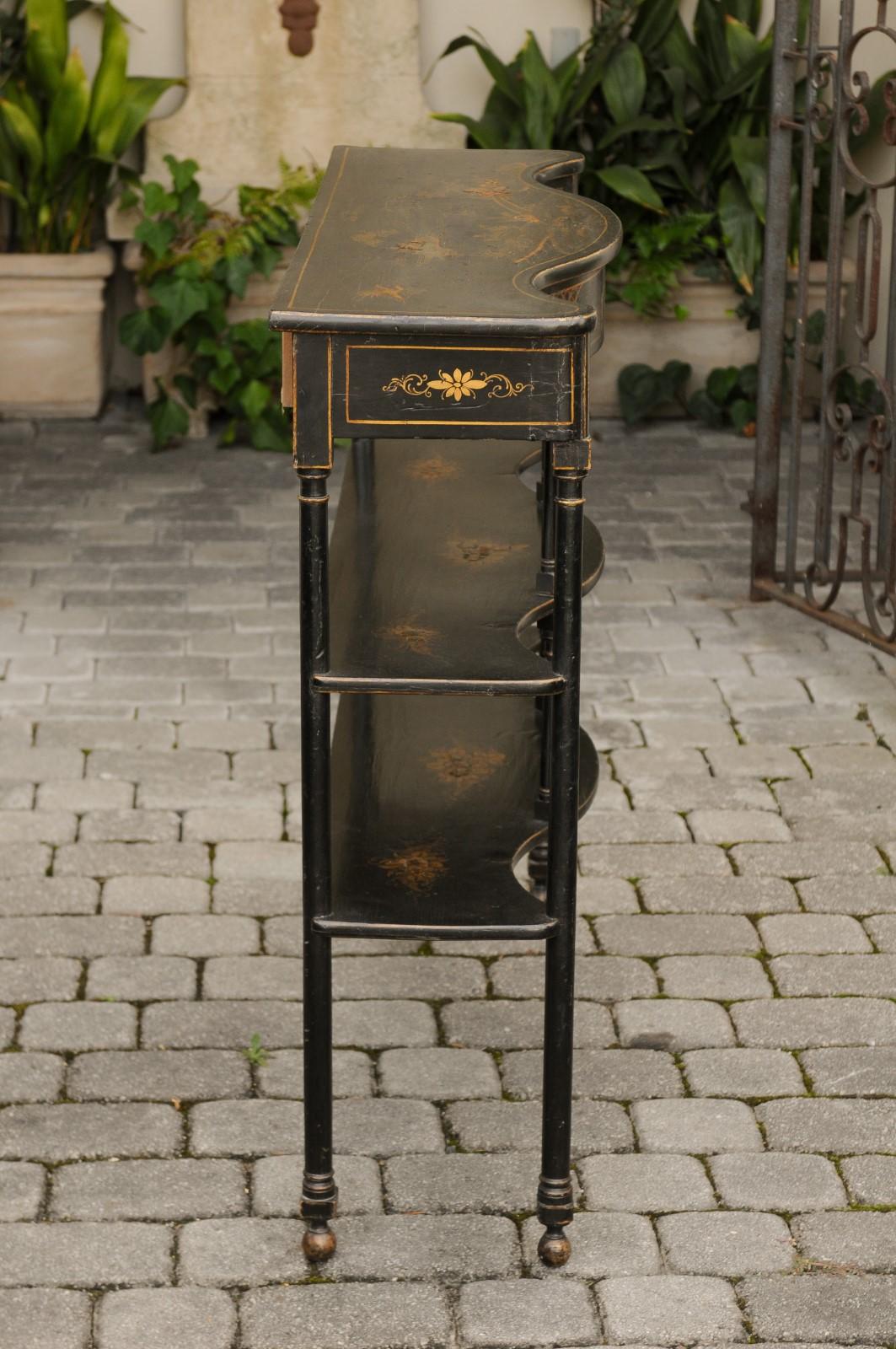 English 1920s Black Tiered Console Table with Hand-Painted Chinoiserie Décor 3
