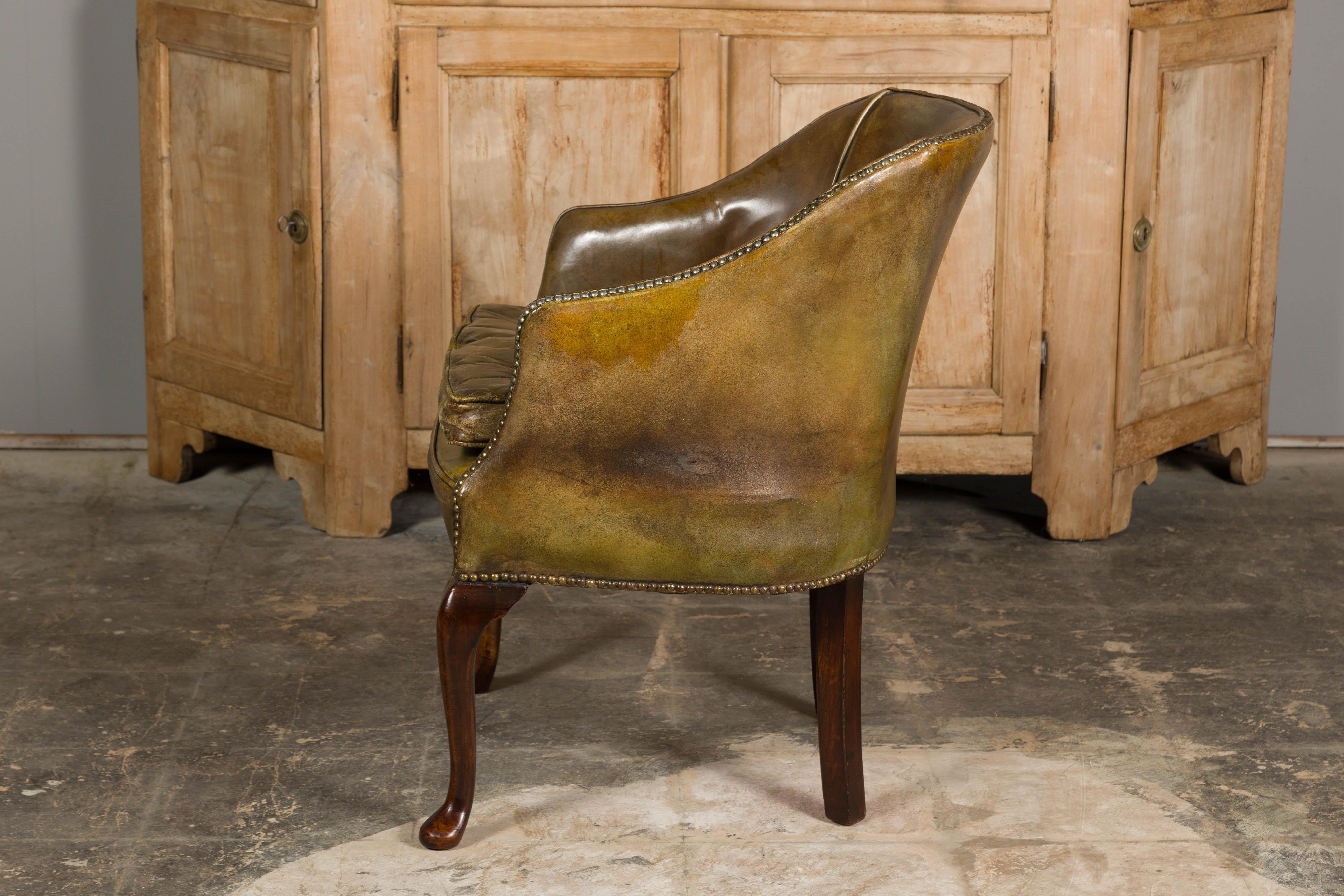 English 1920s Brownish Green Leather Chair with Mahogany Cabriole Legs  For Sale 10