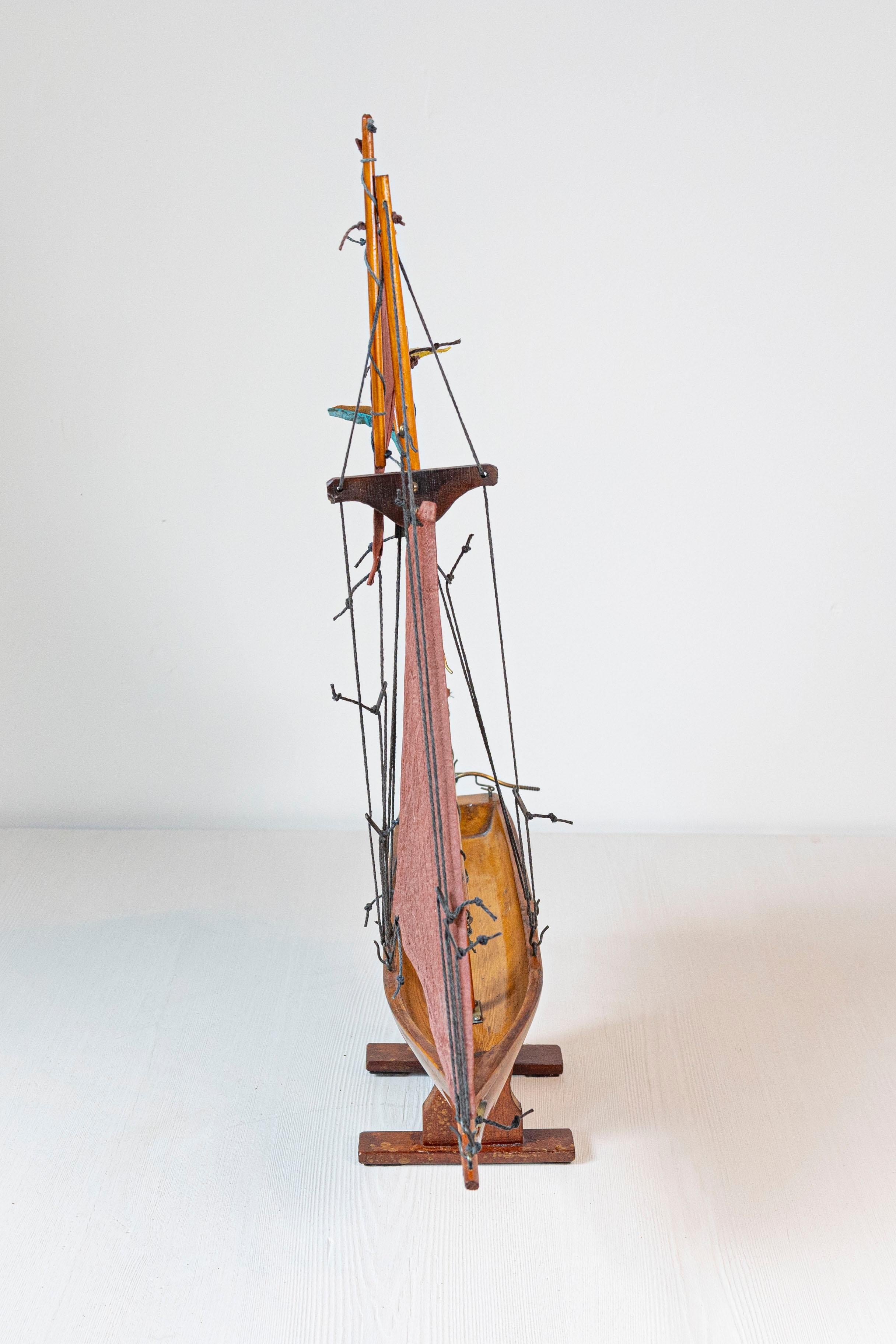 Yate Gaff Cutter Pond Inglés de la Época de Jorge V de 1920 con Velas Rojas en venta 6