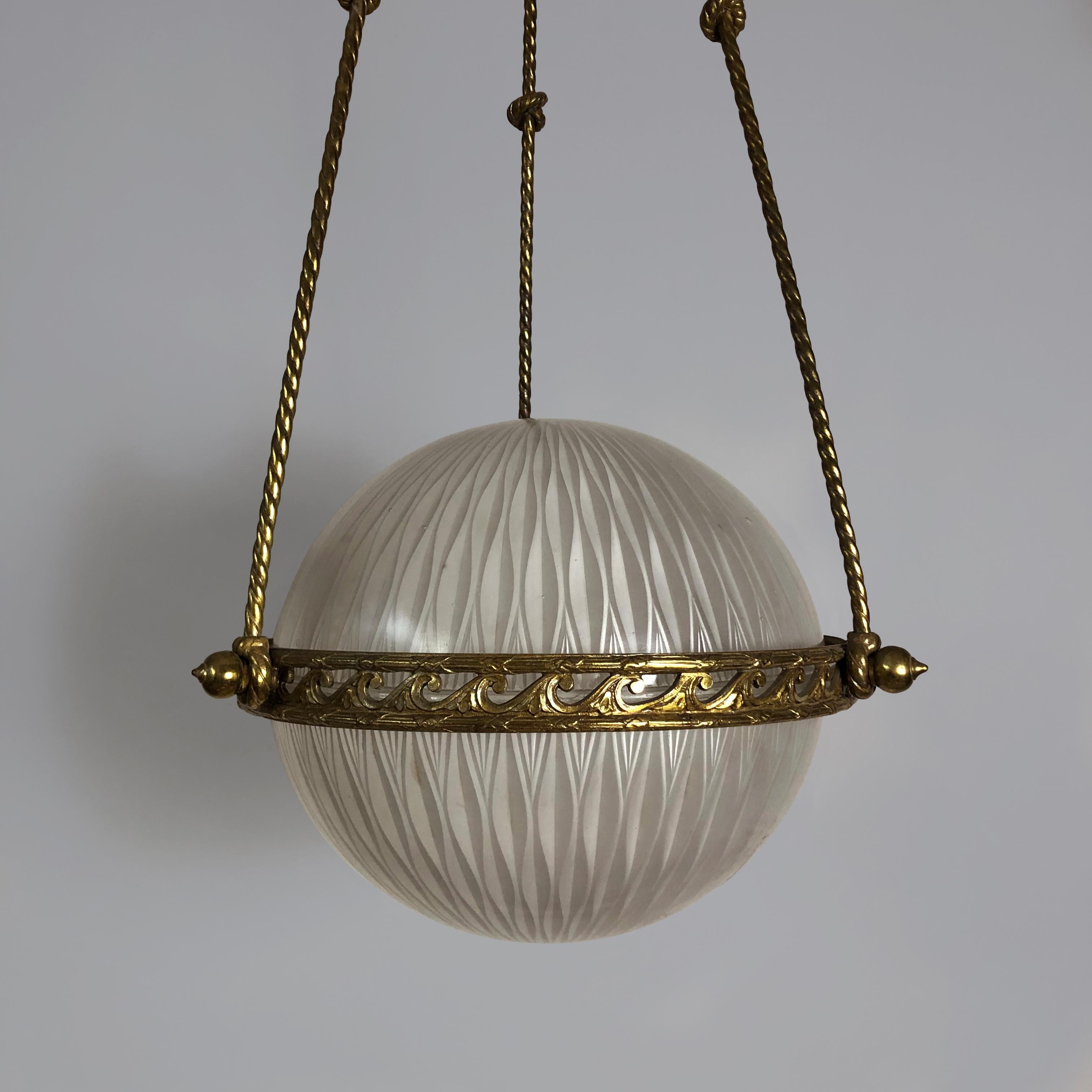 Altro Globe Lighting inglese degli anni '20 in vendita