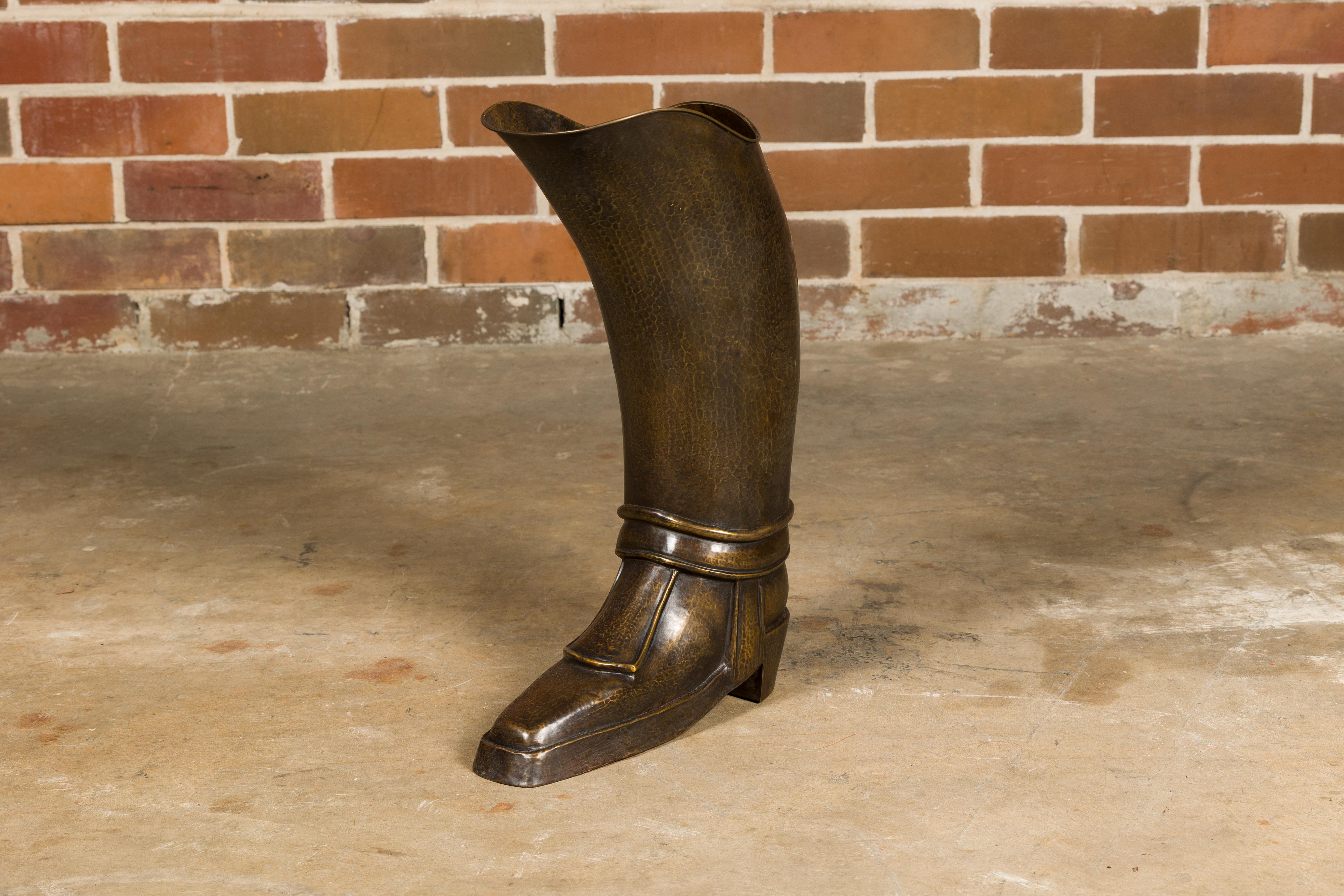 English 1920s Hand-Hammered Copper and Brass Musketeer Boot Umbrella Stand  For Sale 2