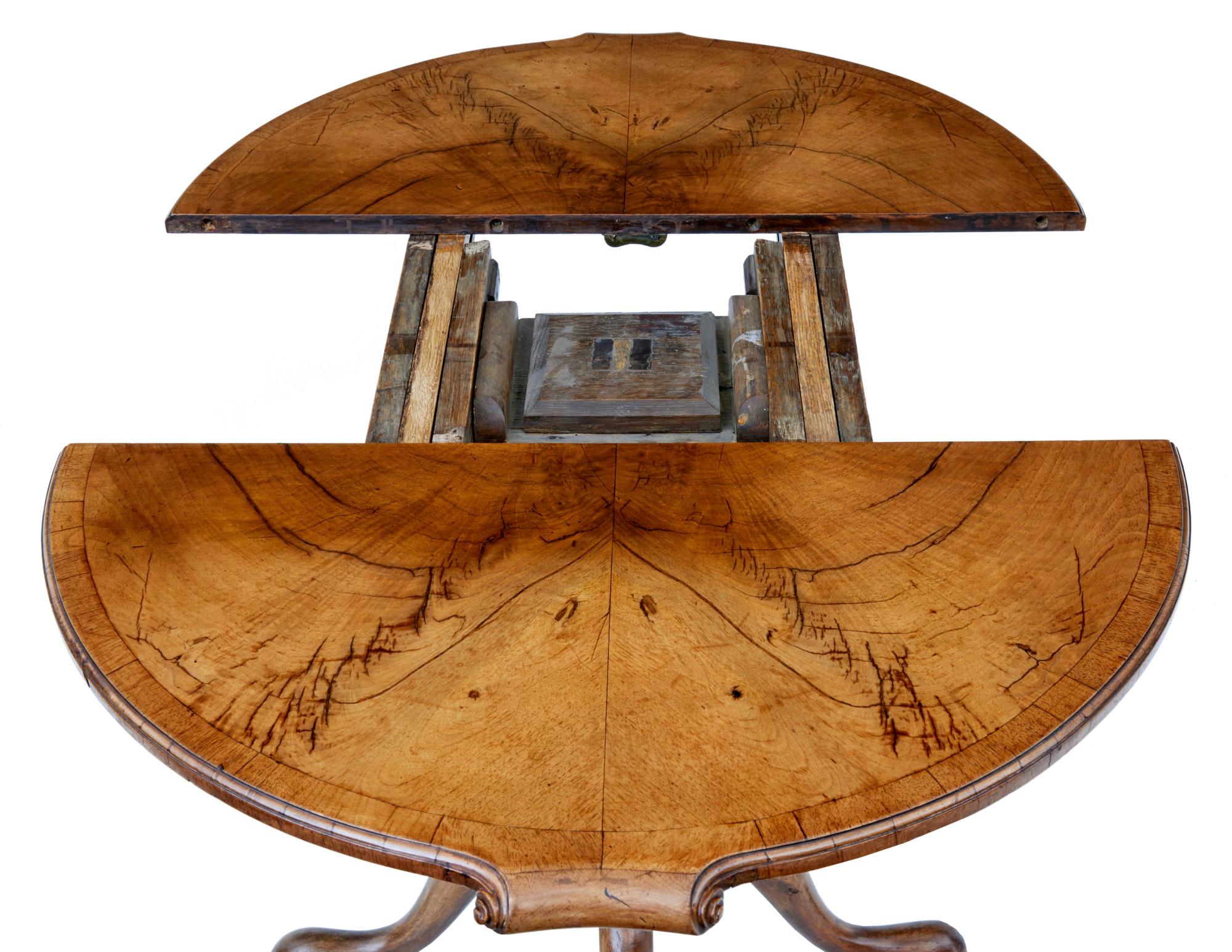 20th Century English 1920s Walnut Occasional Extension Table with Butterfly Veneer and Leaf For Sale