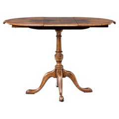 Antique English 1920s Walnut Occasional Extension Table with Butterfly Veneer and Leaf