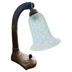 English 1930s Little Bakelite Desk Lamp With Decorative Glass Shade