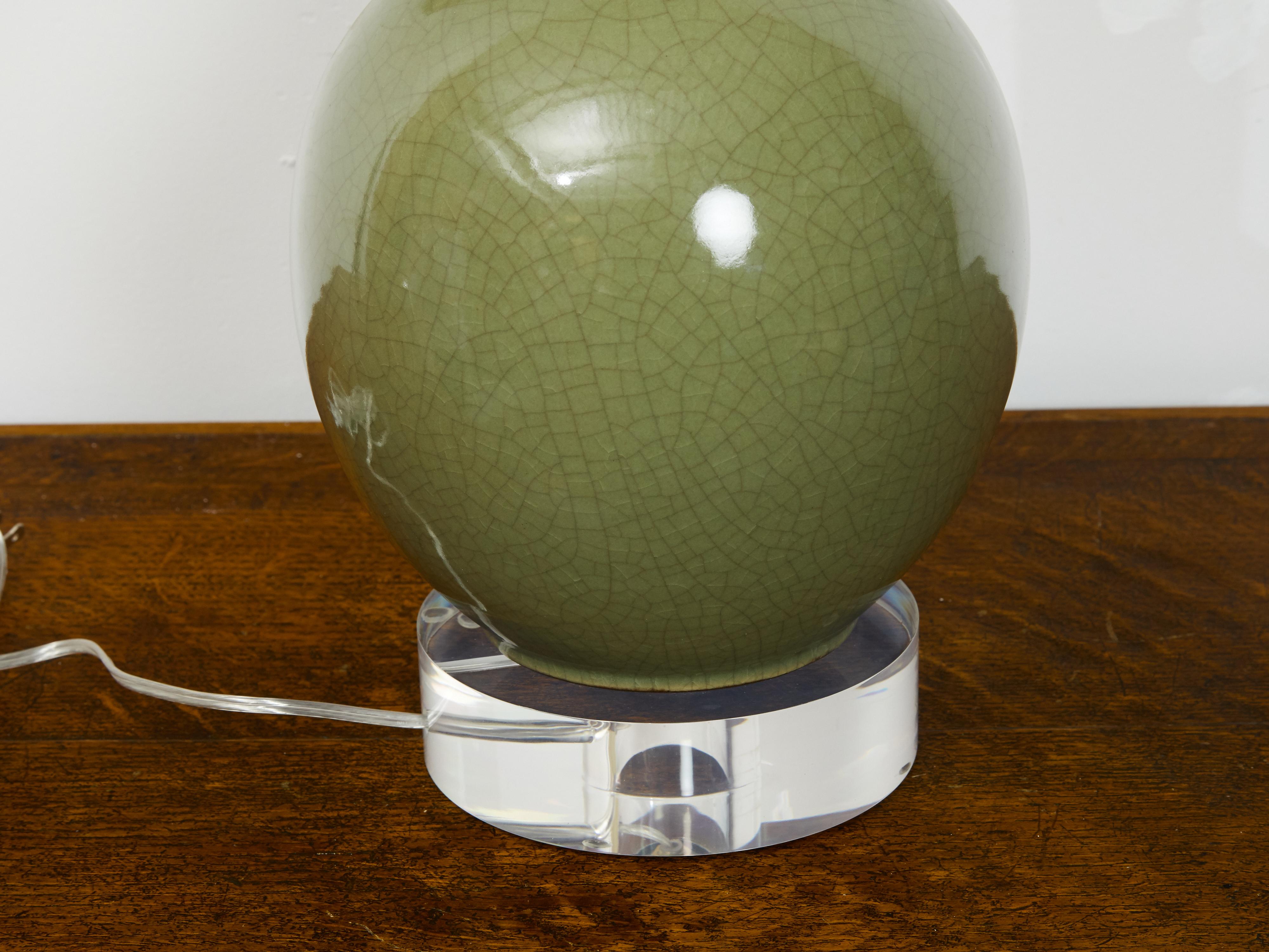 English 1930s Porcelain Table Lamp with Crackled Green Finish and Lucite Base 4