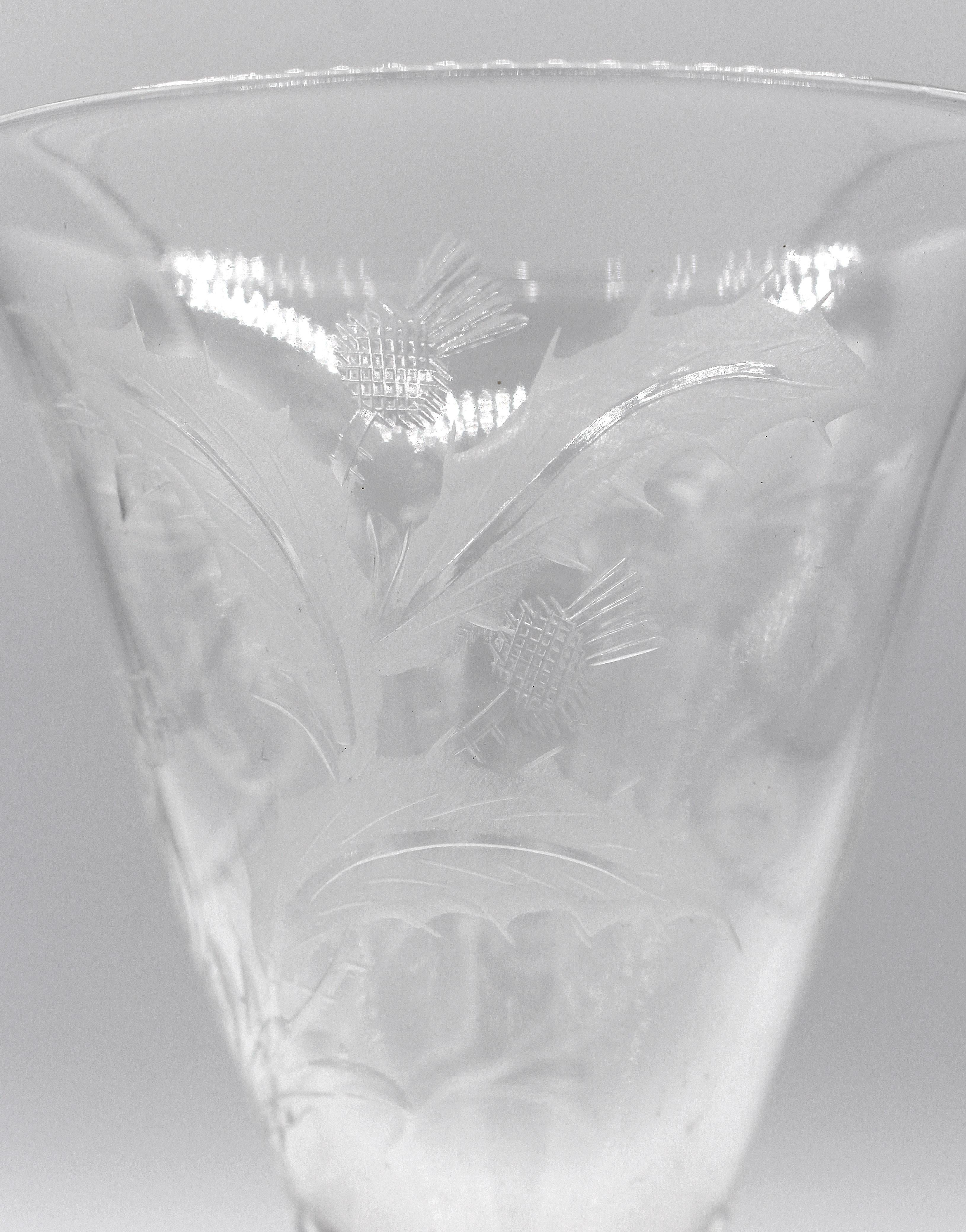 Milieu du XXe siècle Gobelet anglais Elizabeth II Coronation Glass de Webb, 1953 en vente