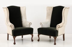 Englisch 19. Jh. Hide/Jaguar Green Mohair Wingback Chairs