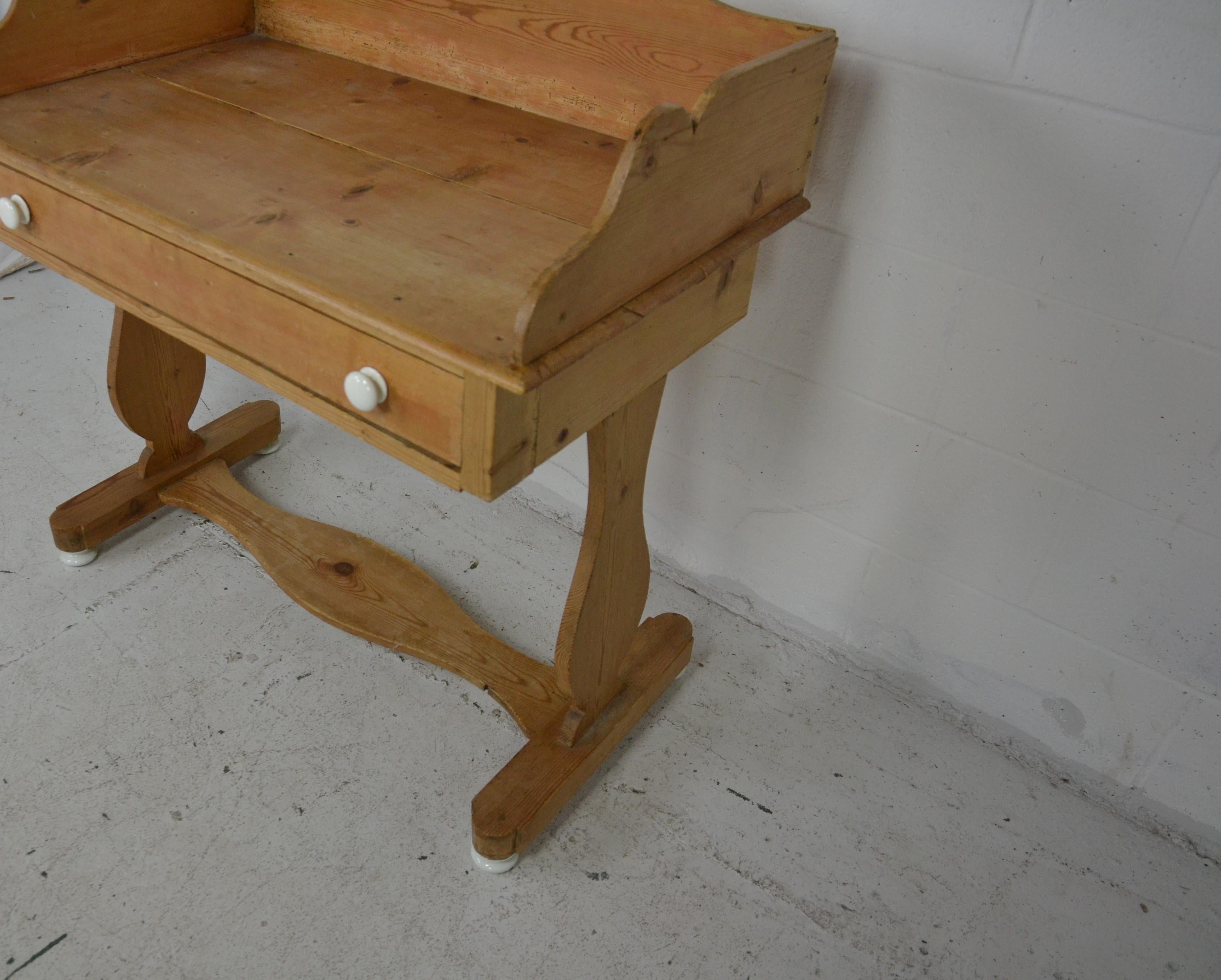 Late 19th Century English 19th Century Pine Washstand