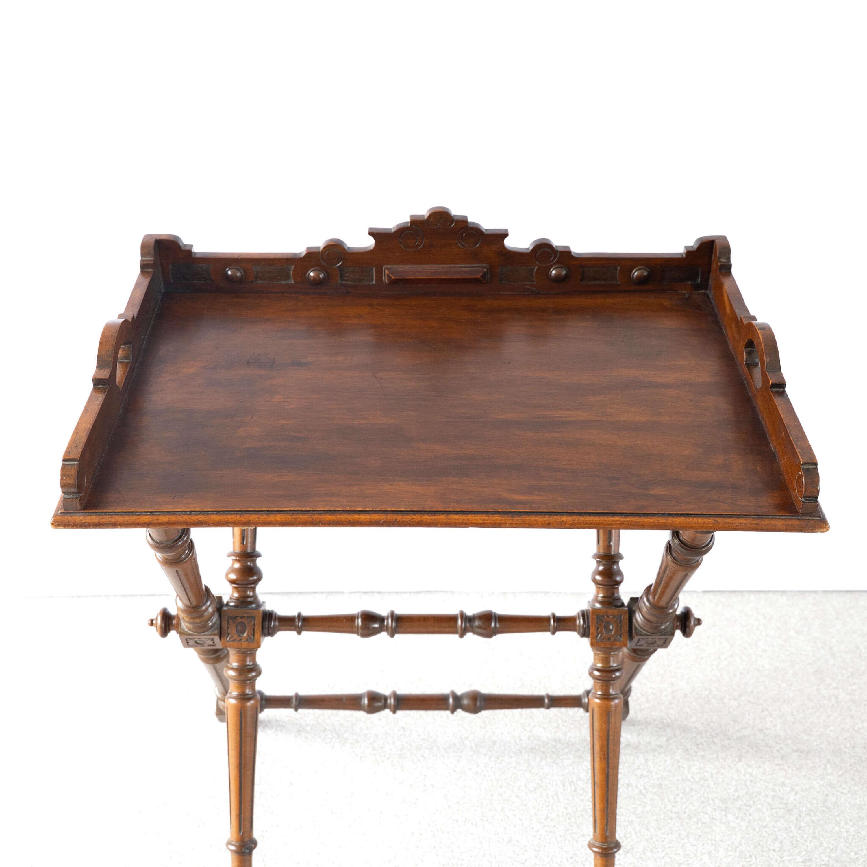 English 19th Century  Aesthetic Movement Butler's Tray For Sale 3