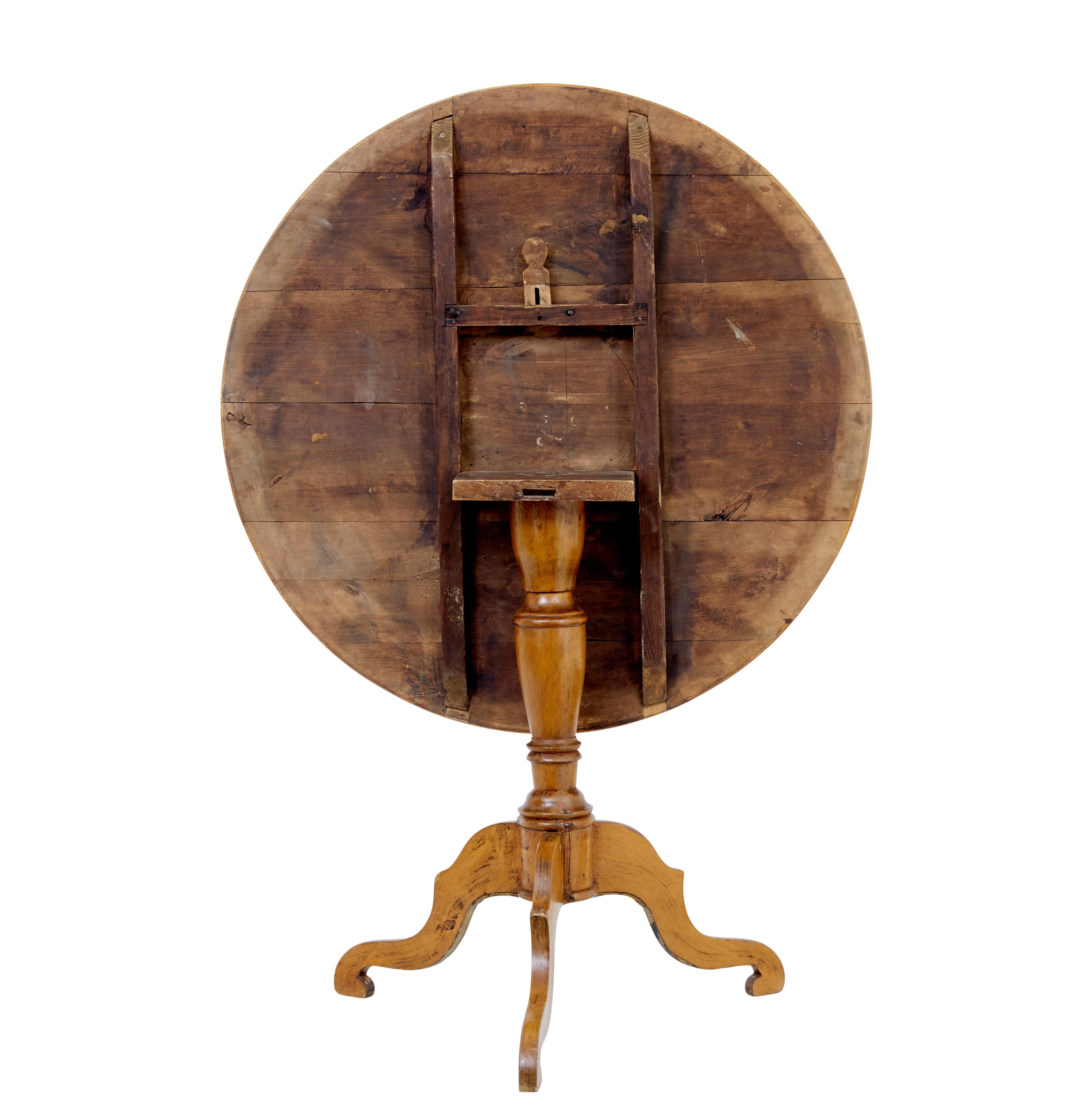 English 19th Century Alder Root Tilt Top Table with Turned Pedestal, Tripod Base For Sale 1