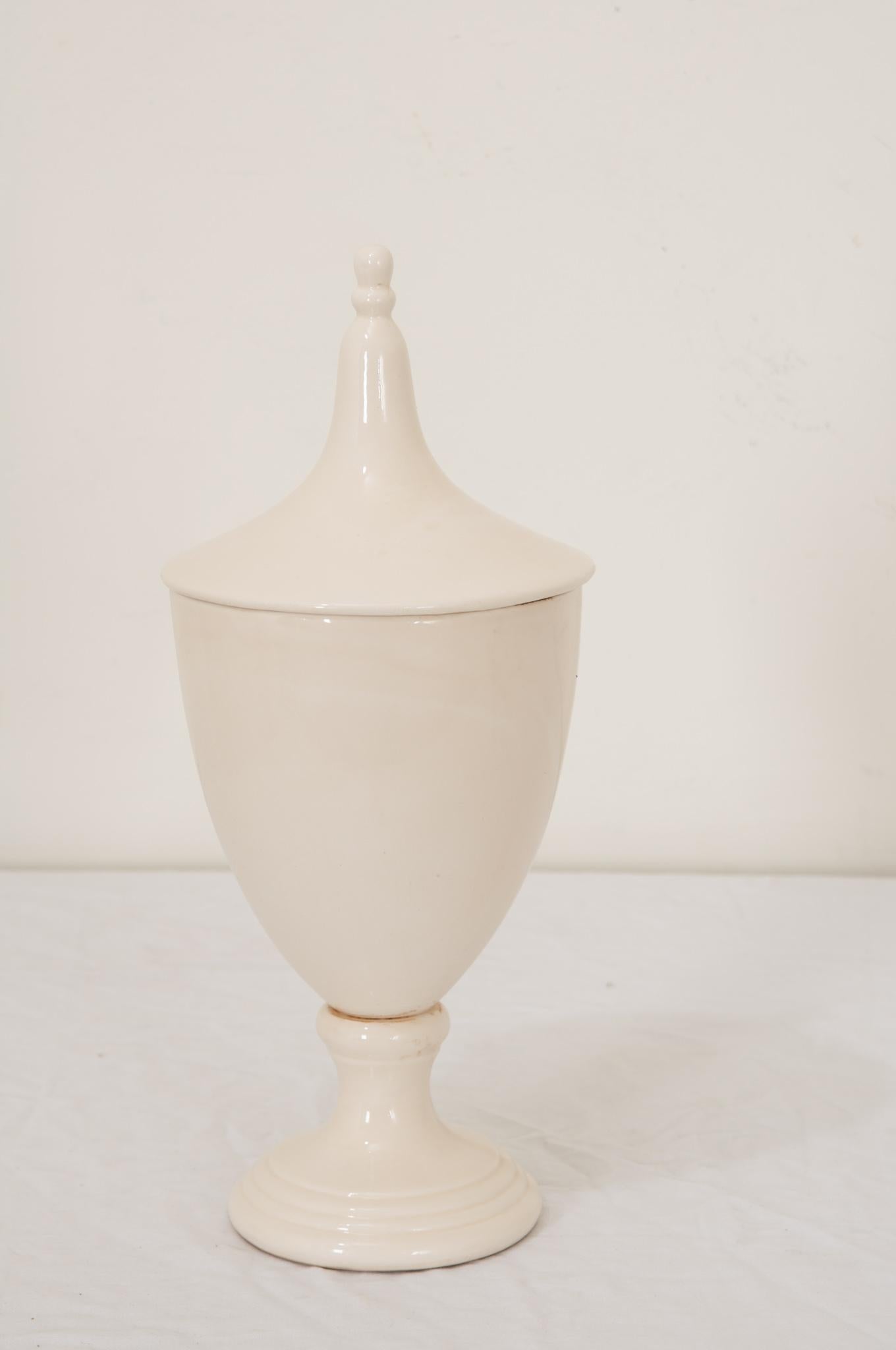 Neoclassical English 19th Century Apothecary Jar with Lid For Sale