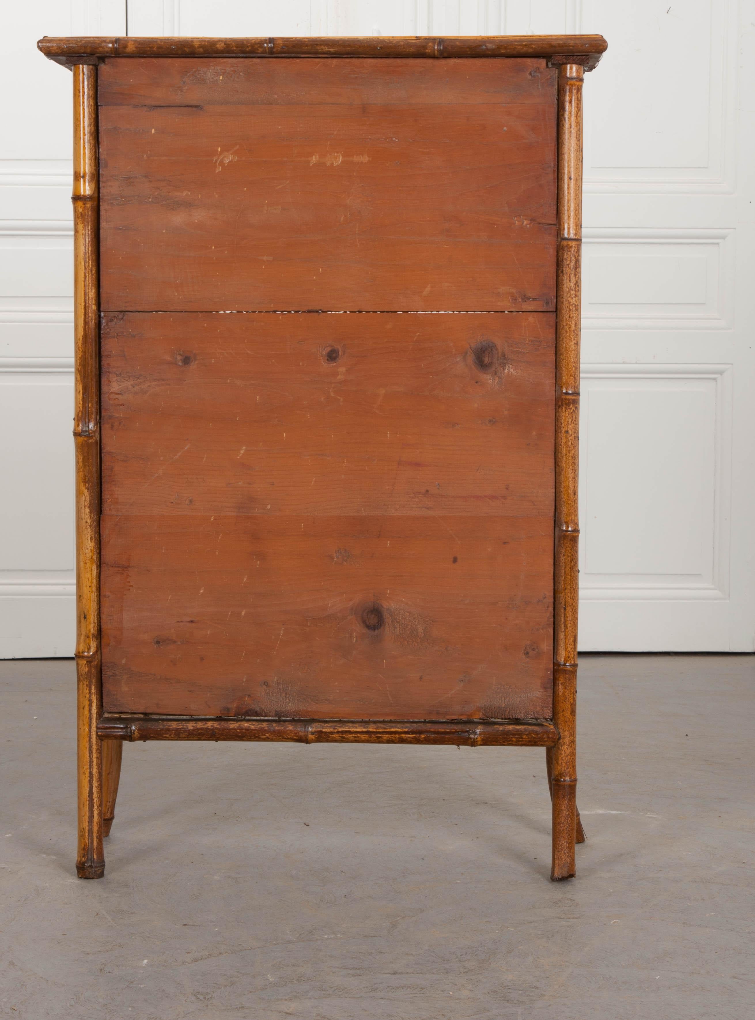 English 19th Century Bamboo Découpage Shell Bookcase 2