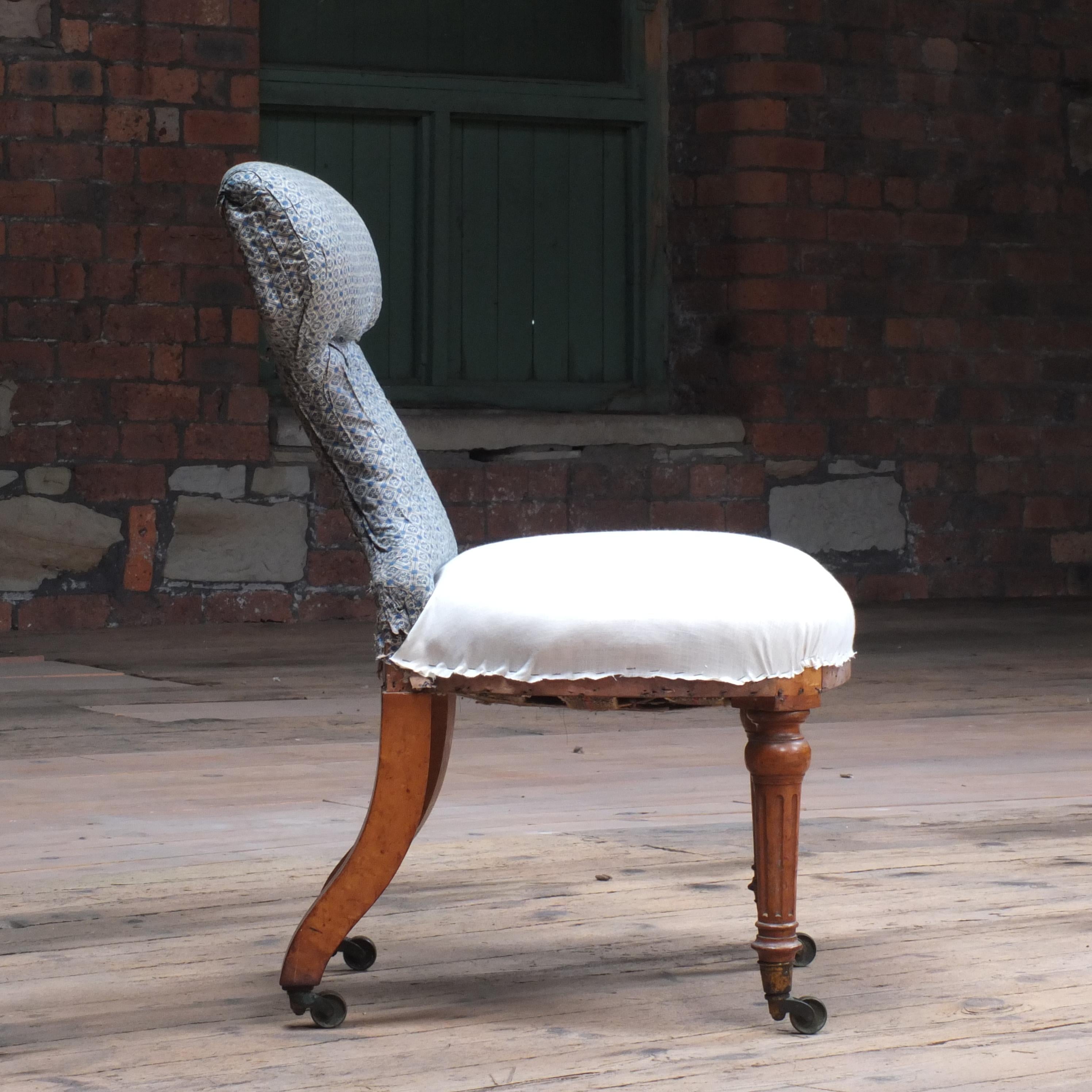 Victorian English 19th Century Birdseye Maple Occasional Chair 