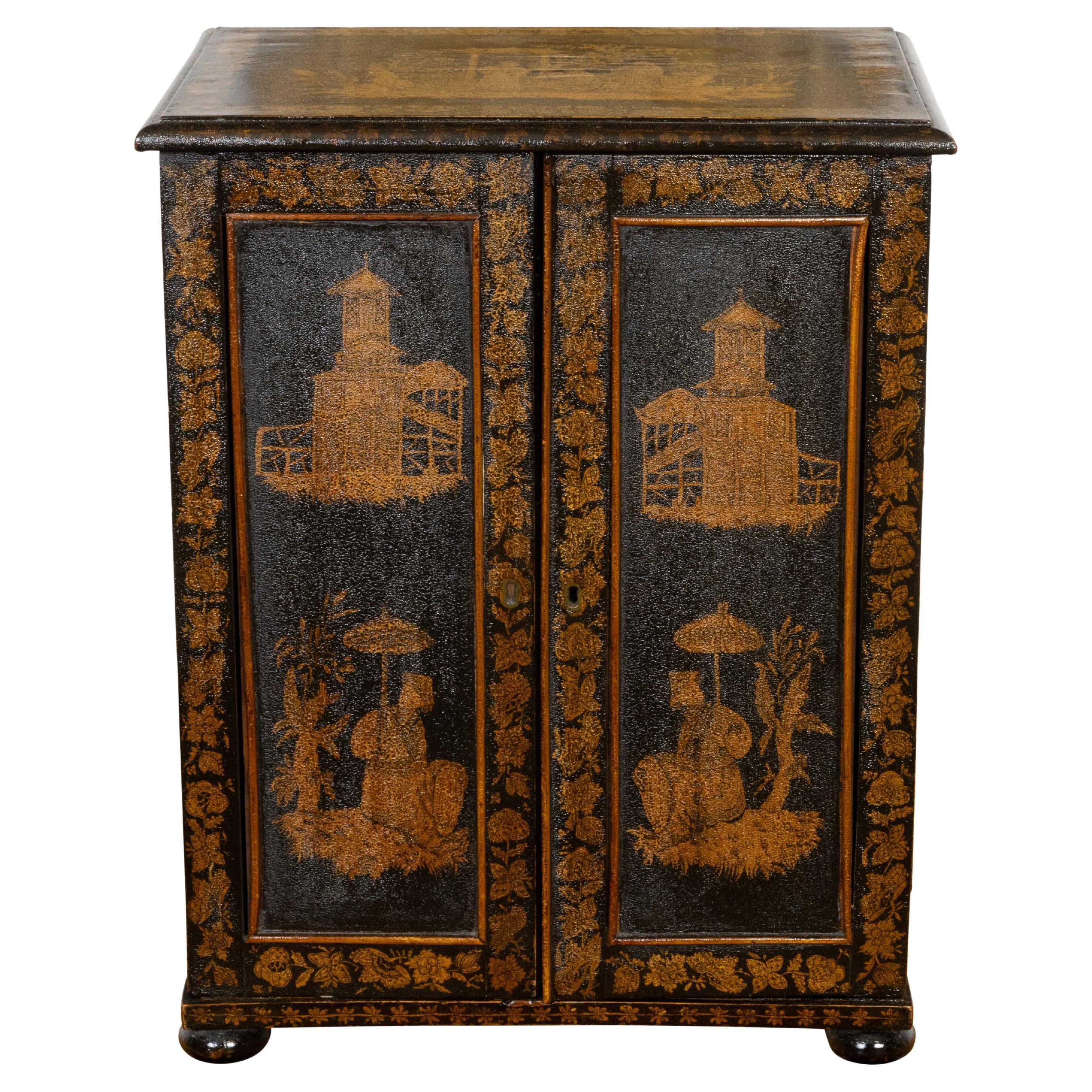 English 19th Century Black and Gold Chinoiserie Cabinet with Seven Drawers