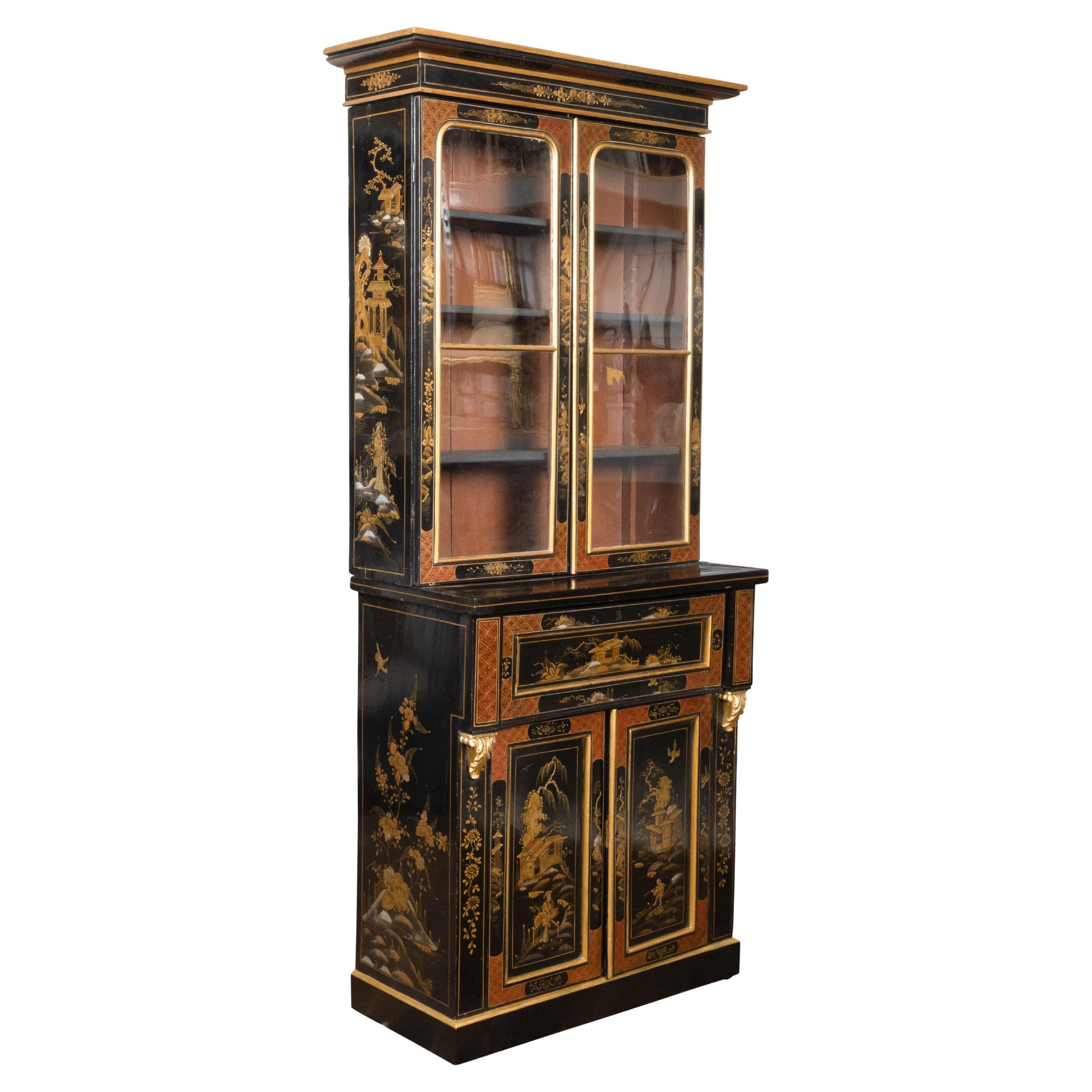 Bibliothèque secrétaire anglaise du 19ème siècle noire et dorée avec décor de chinoiseries