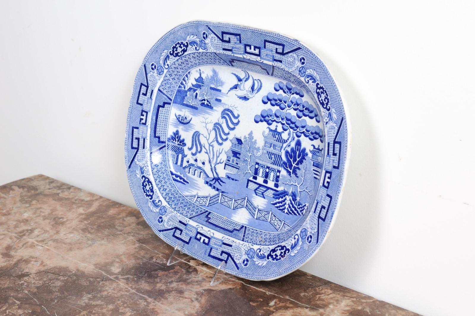 English 19th Century Blue and White Chinoiserie Stoneware Willow Pattern Platter 3