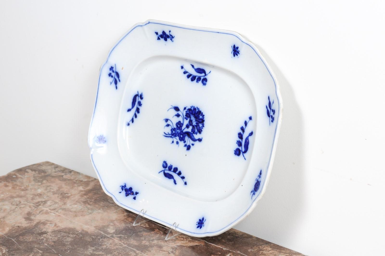 English 19th Century Blue and white Platter with Floral and Foliage Decor 4