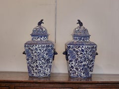 English 19th Century Blue and White Porcelain Lidded Pot Pourri Pots with Dogs