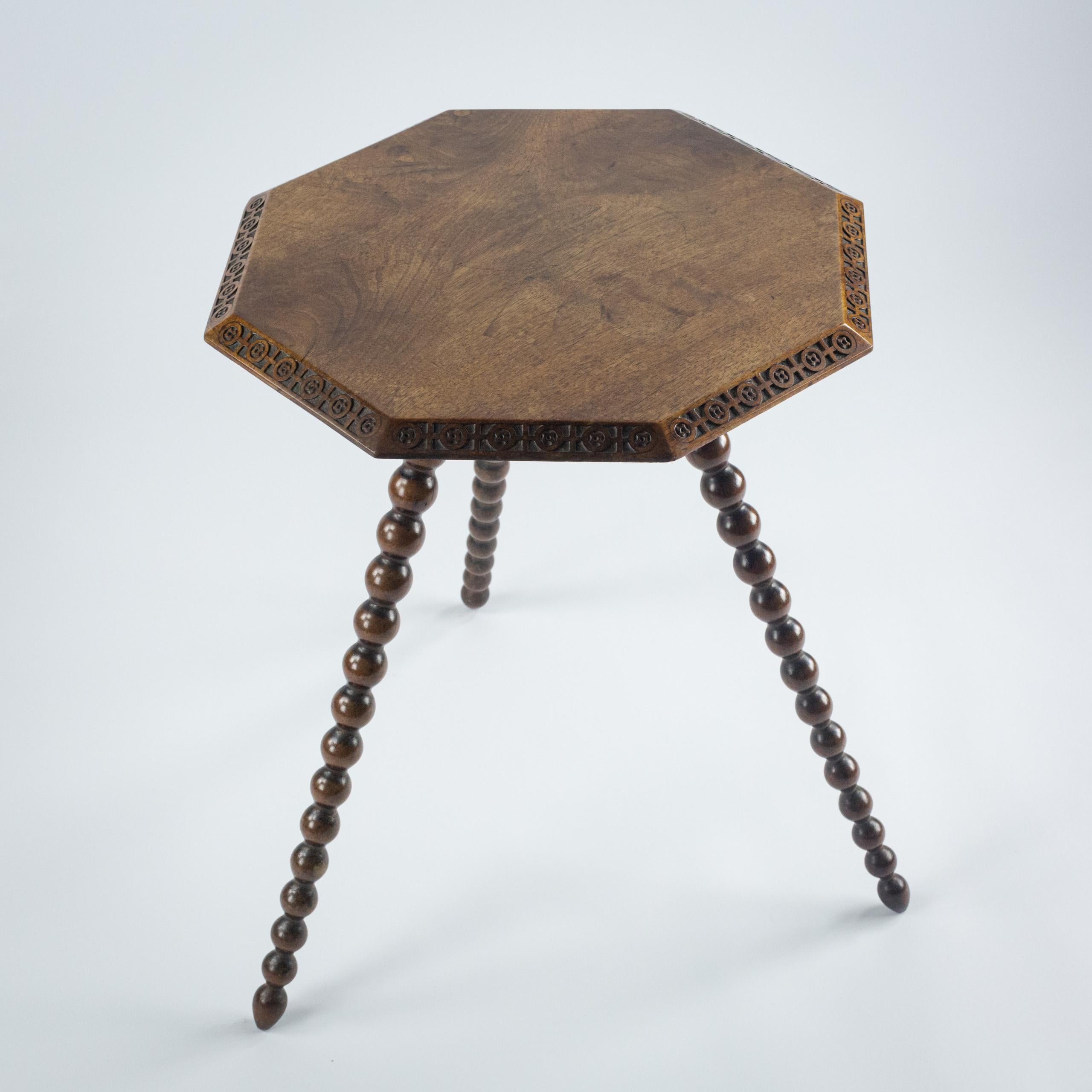 English 19th Century Bobbin Gypsy Table In Fair Condition For Sale In Pease pottage, West Sussex
