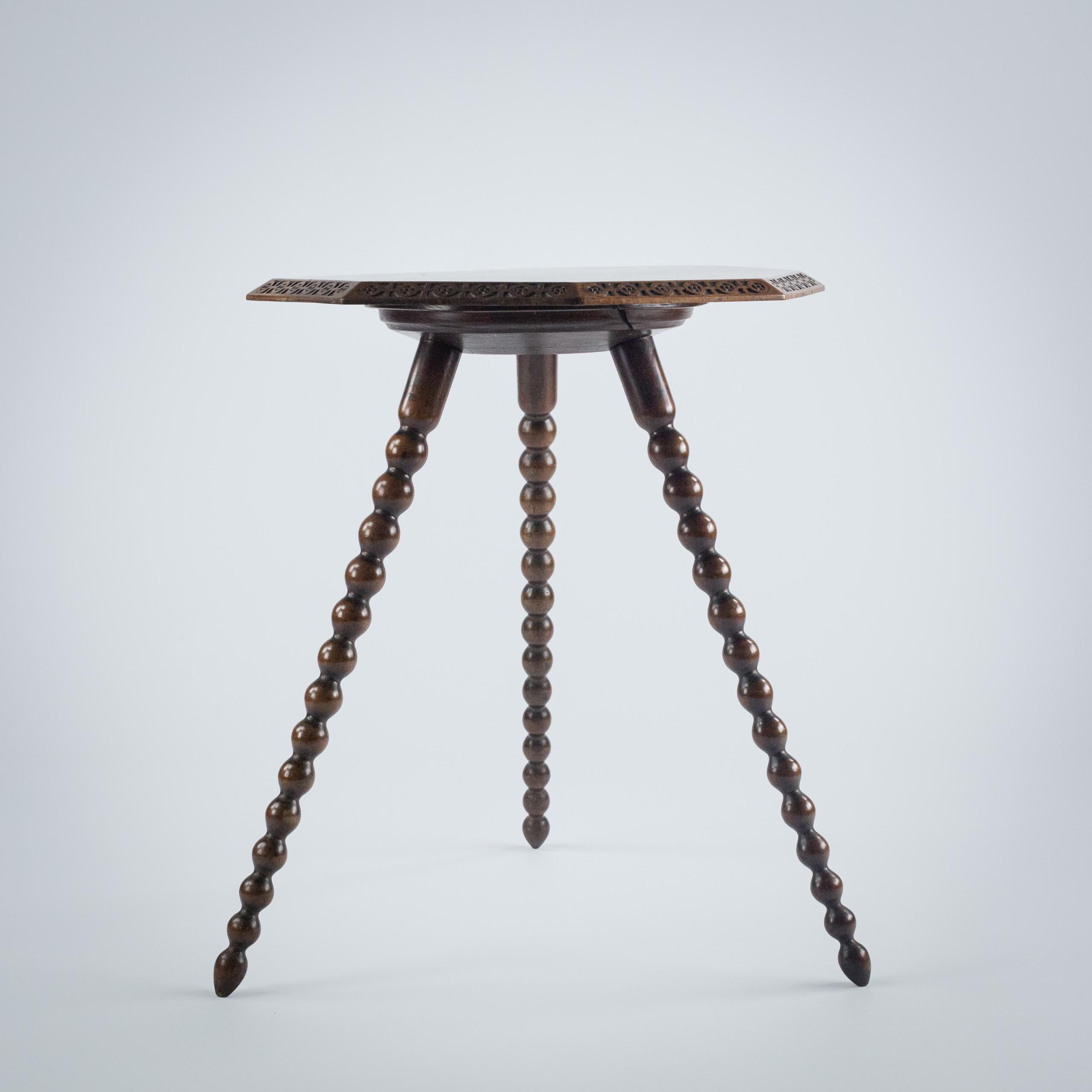 Wood English 19th Century Bobbin Gypsy Table For Sale