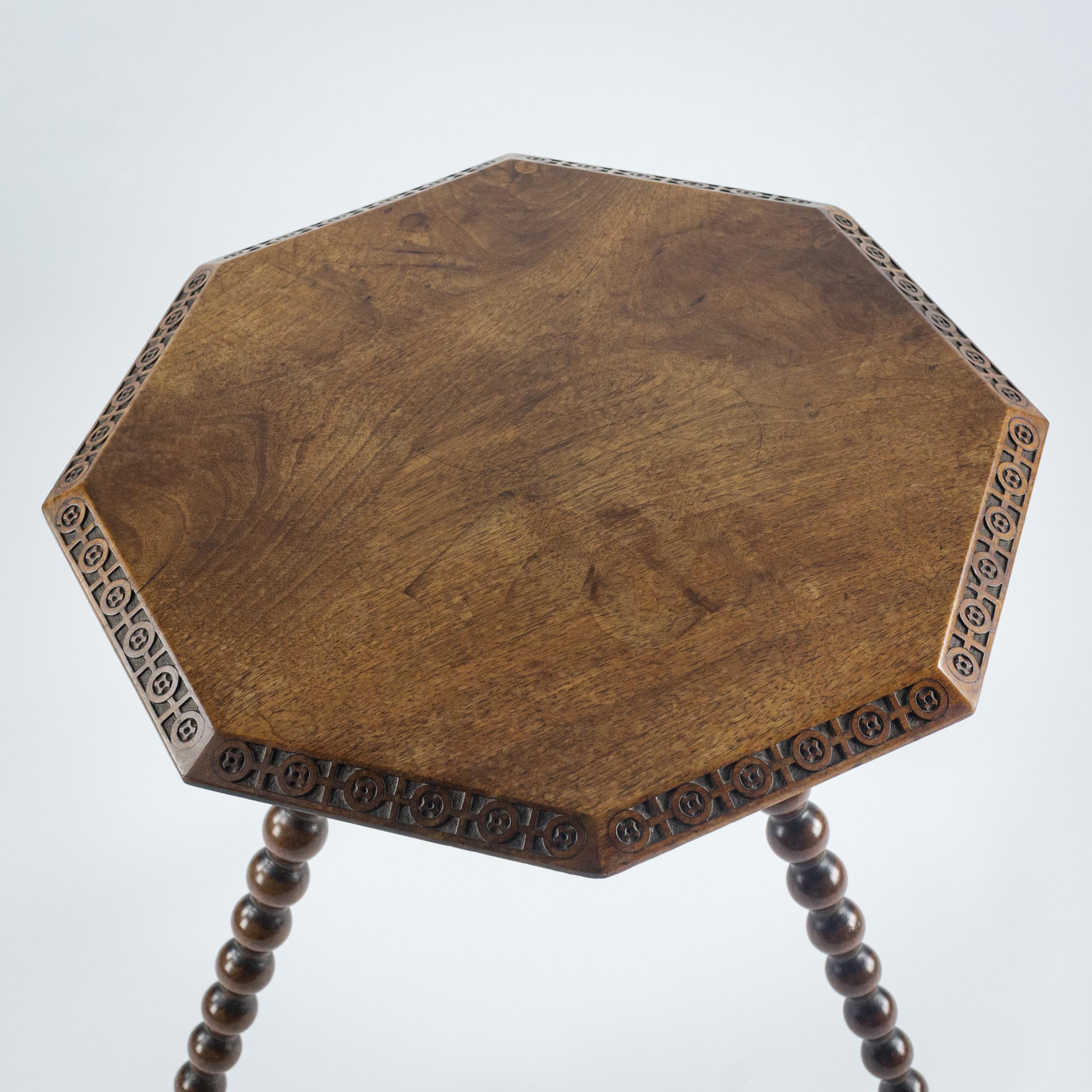 English 19th Century Bobbin Gypsy Table For Sale 1