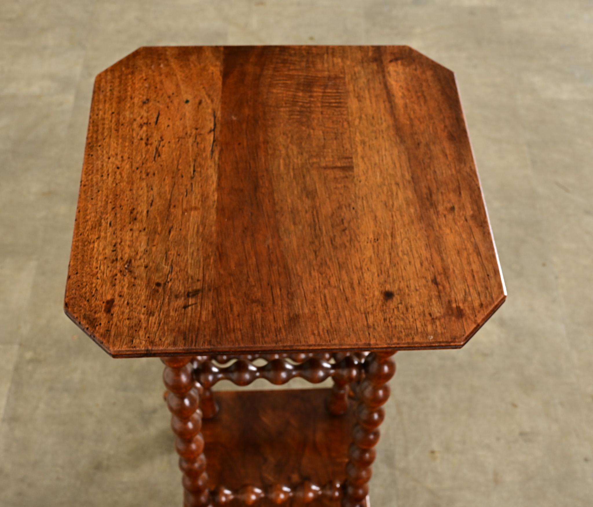 English 19th Century Bobbin Table In Good Condition In Baton Rouge, LA