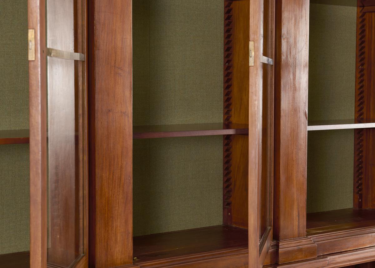 Inglese Libreria inglese del XIX secolo composta da due parti in vendita