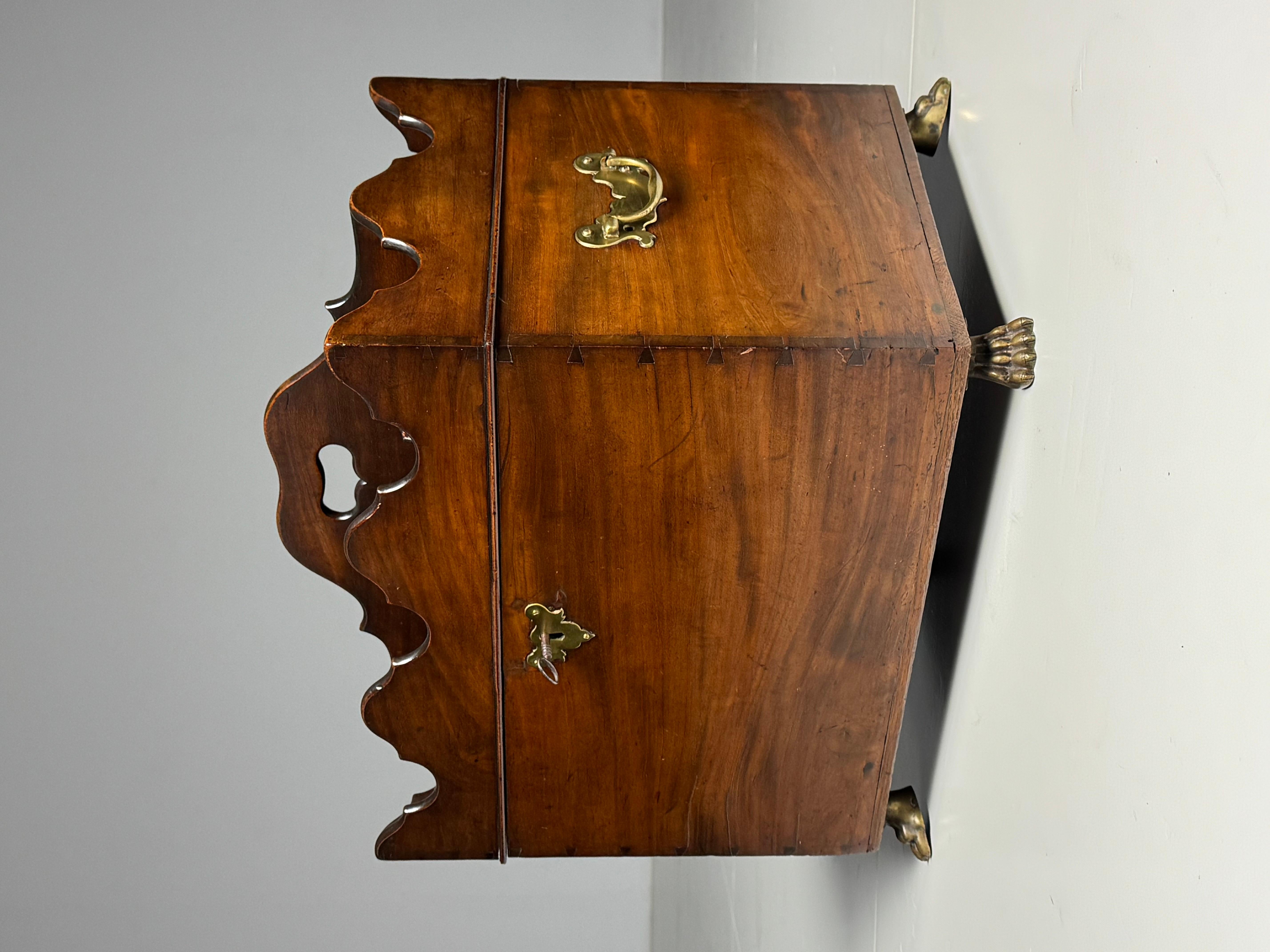 English 19th century Bottle Carrier en vente 14