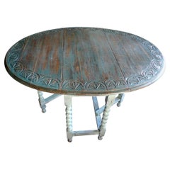 English 19th Century Carved Top Drop-Leaf Table with Gate-Leg and Turned Legs