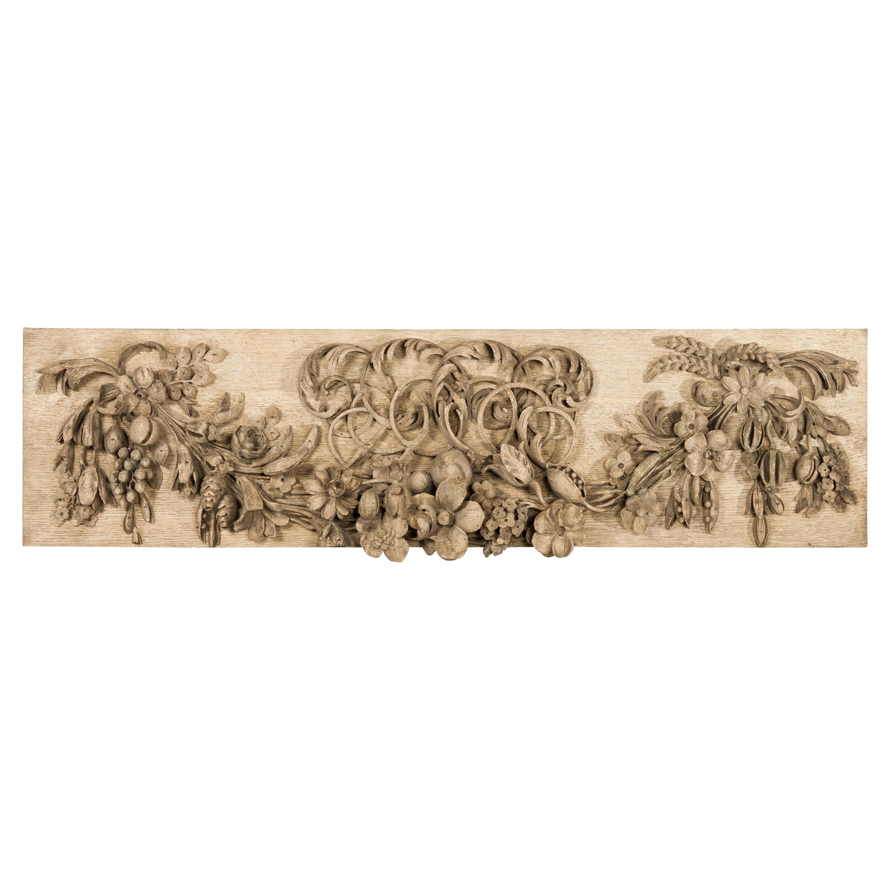 Englisches geschnitztes Holzfragment des 19. Jahrhunderts mit Früchten und Blumengirland