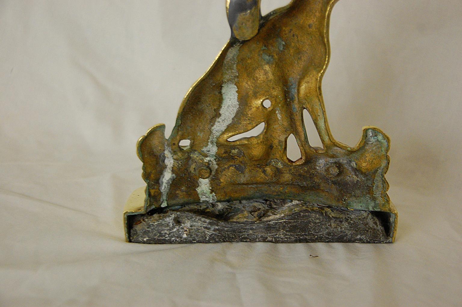 English 19th Century Cast Brass Dog Doorstop with Weighted Brass Base In Good Condition For Sale In Wells, ME