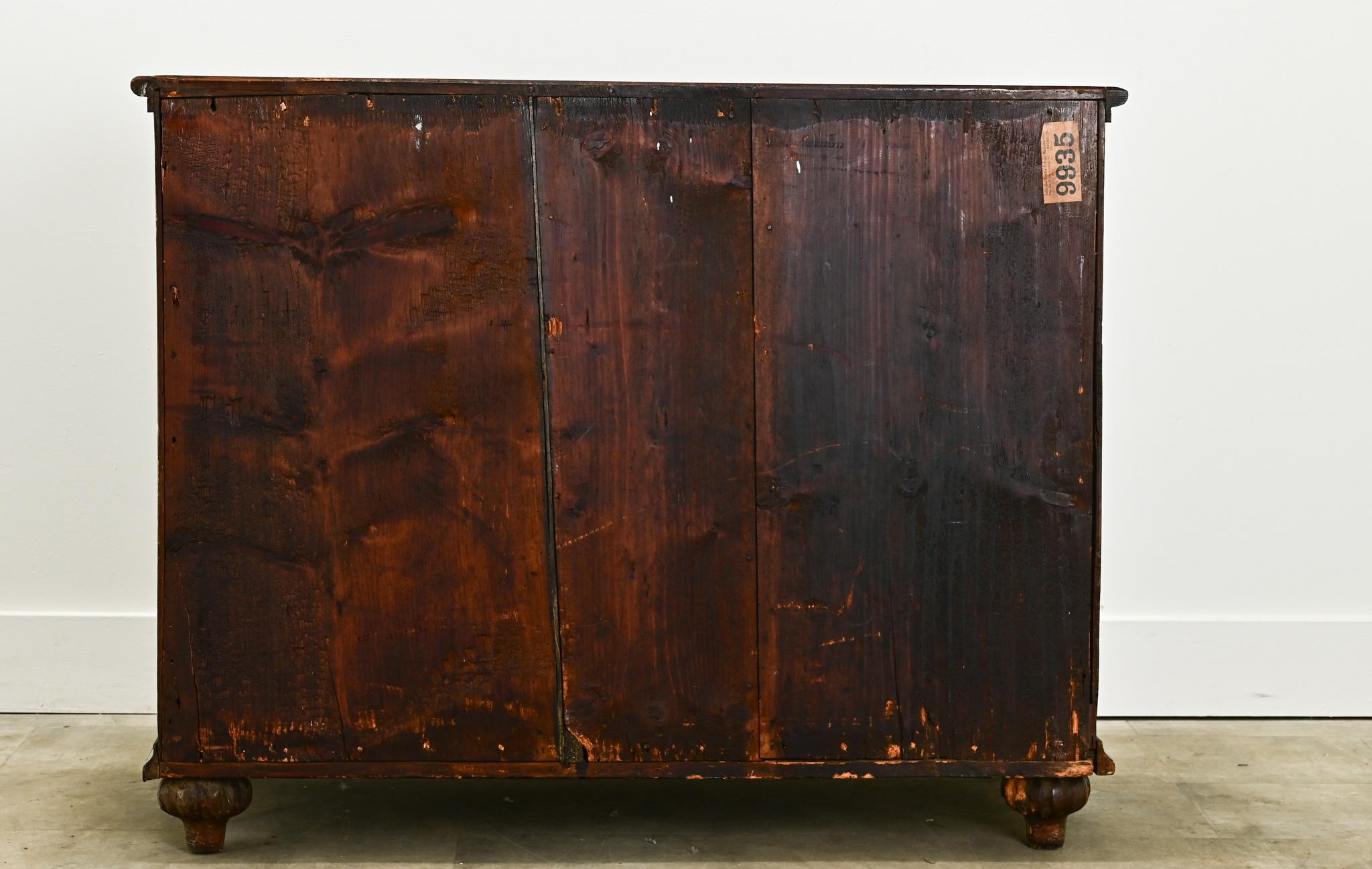 English 19th Century Chest made of Wild Cherry For Sale 4
