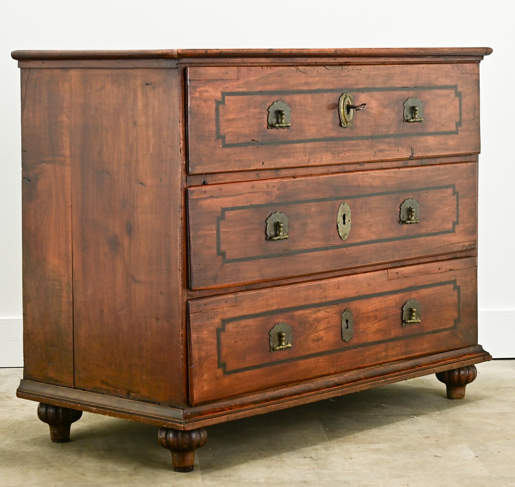 English 19th Century Chest made of Wild Cherry For Sale 1