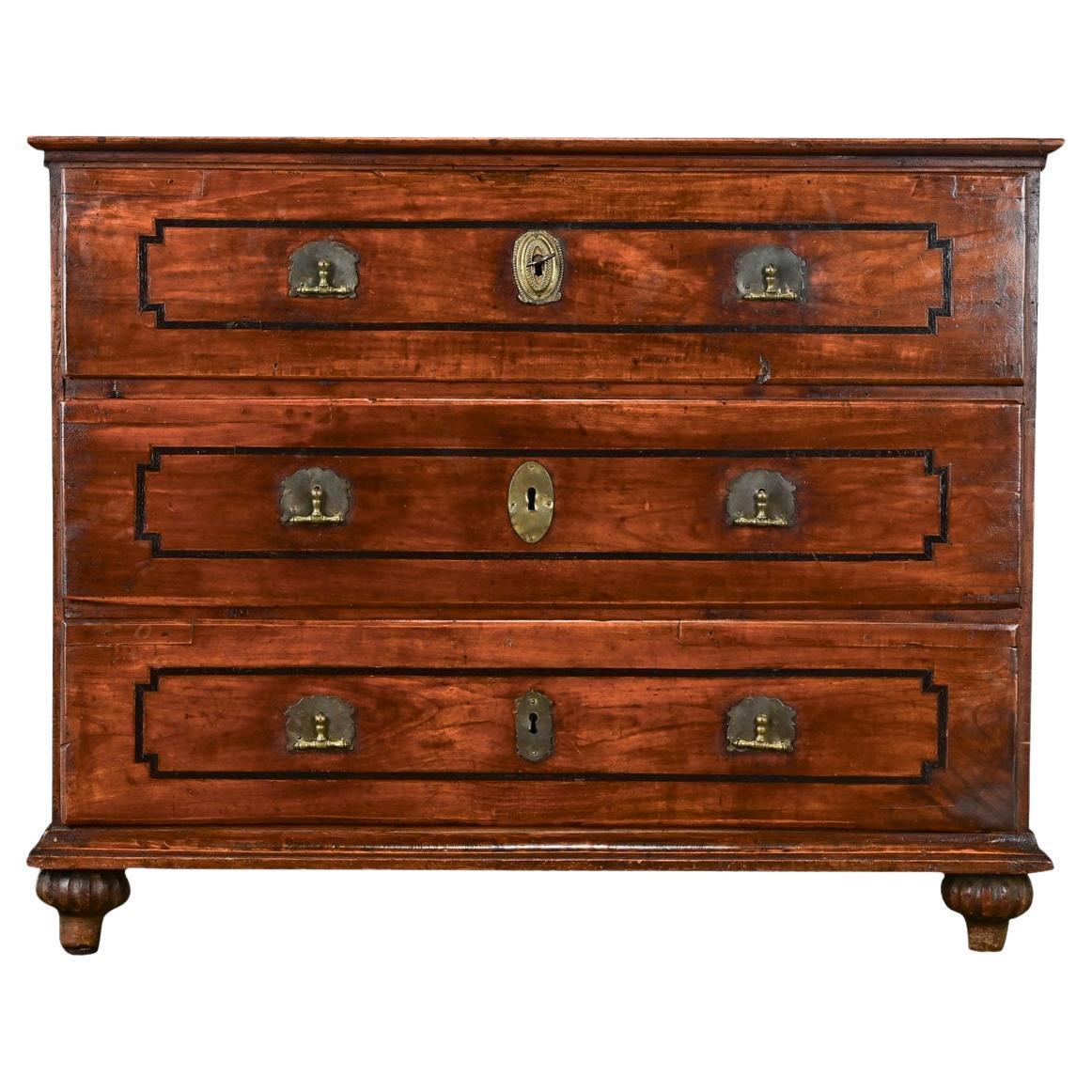 English 19th Century Chest made of Wild Cherry For Sale