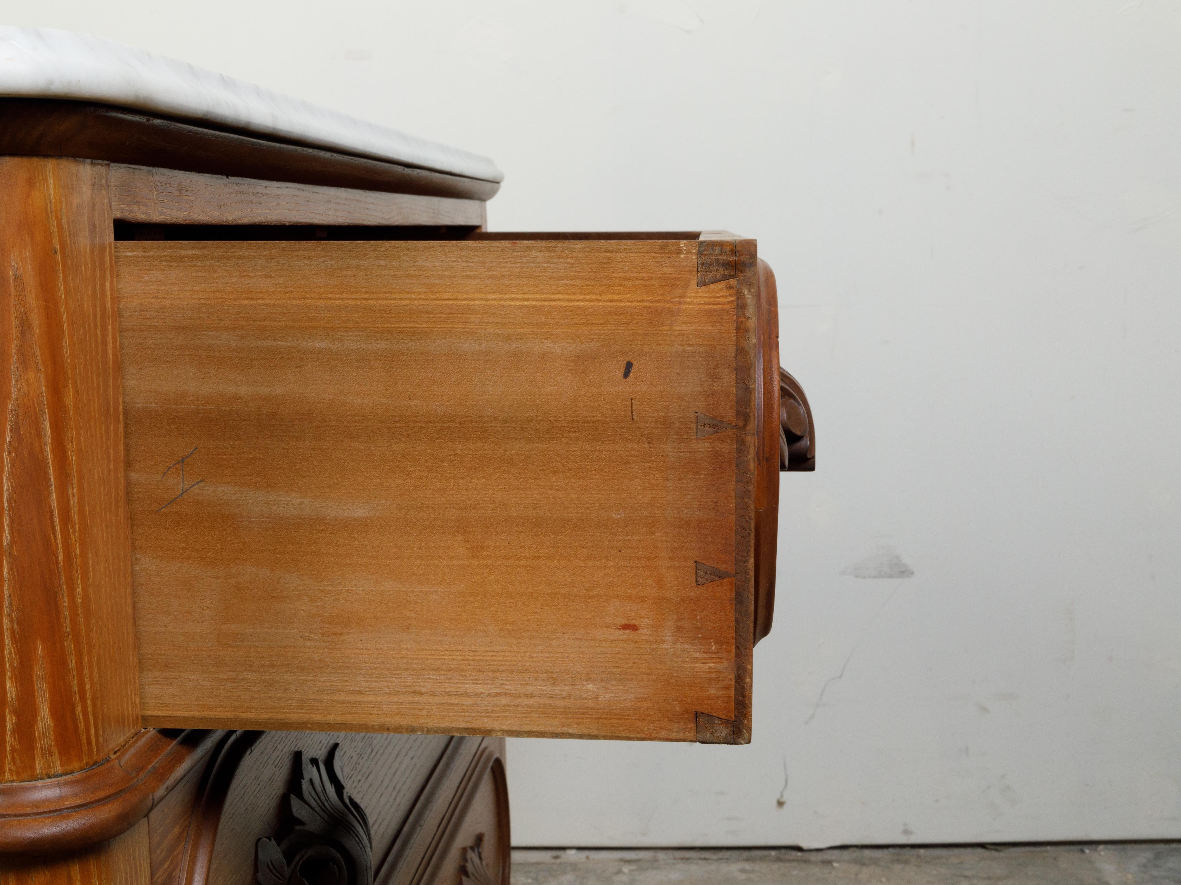 English 19th Century Chestnut Three-Drawer Chest with White Marble Top 1