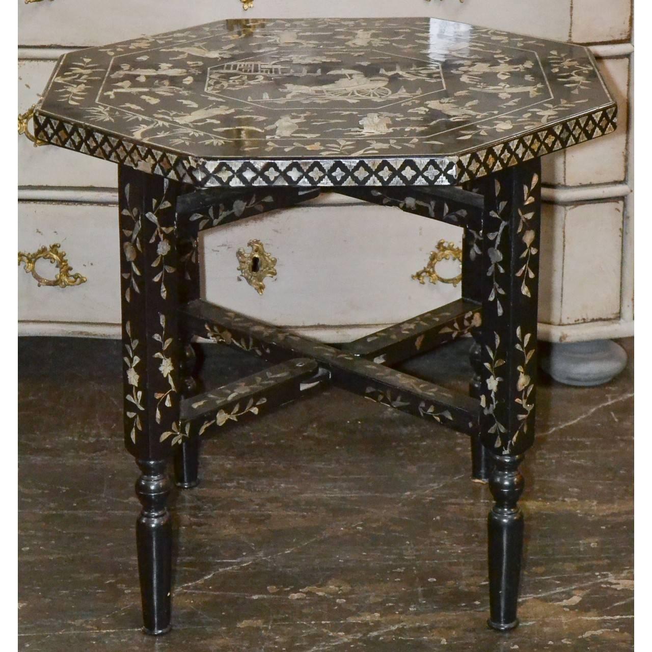 Inlay English 19th Century Chinoiserie Inlaid Side Table