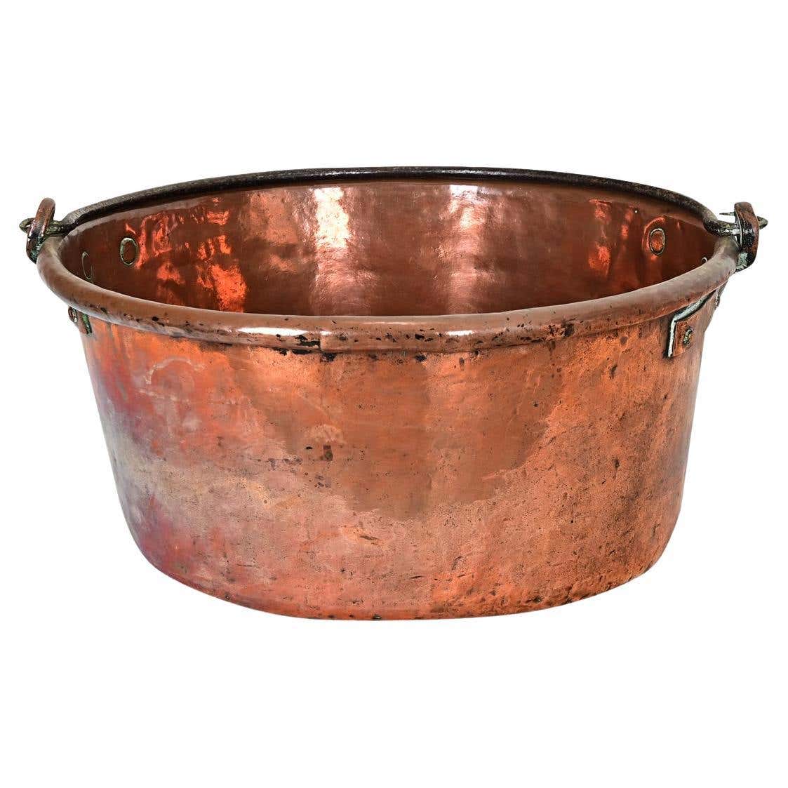 English 19th Century Copper Cooking Pot For Sale at 1stDibs