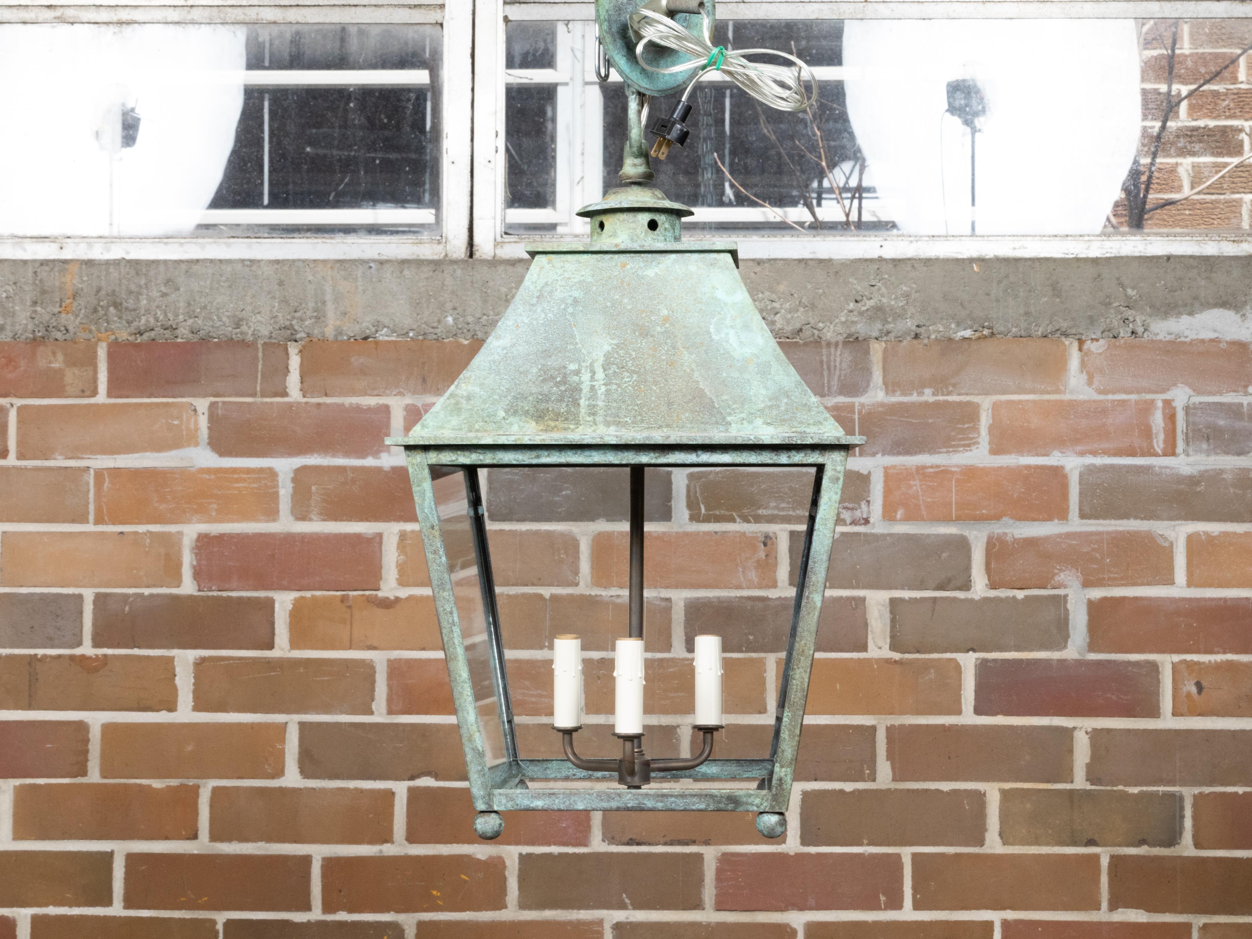 English 19th Century Copper Three-Light Lantern with Glass Panels, USA Wired For Sale 5