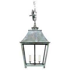 Lanterne à trois lumières anglaise du 19ème siècle en cuivre avec panneaux de verre, USA câblée