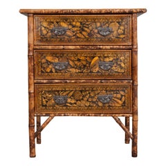 English 19th Century Découpage Shell Chest