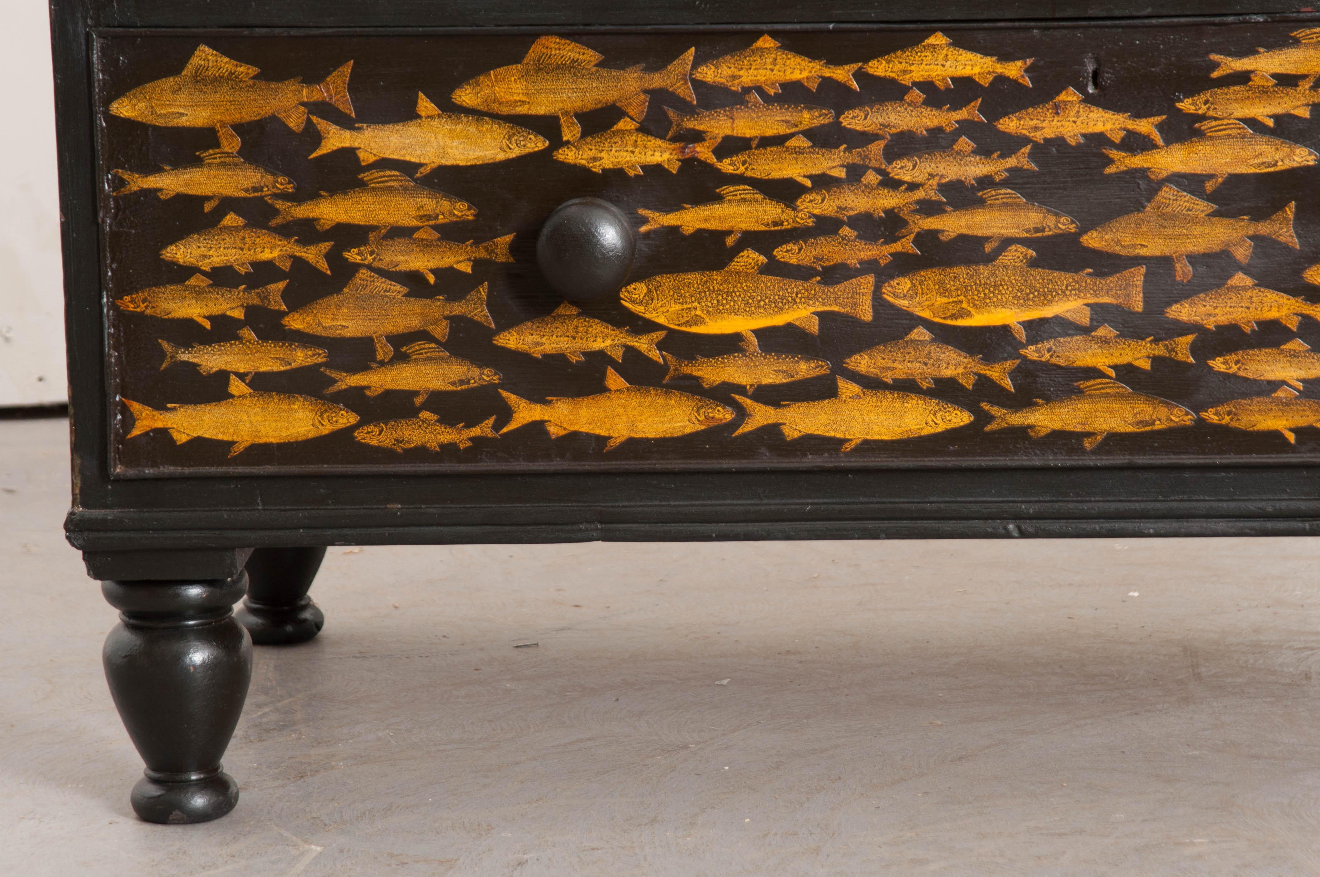 English 19th Century Découpaged Pine Chest-of-Drawers 3